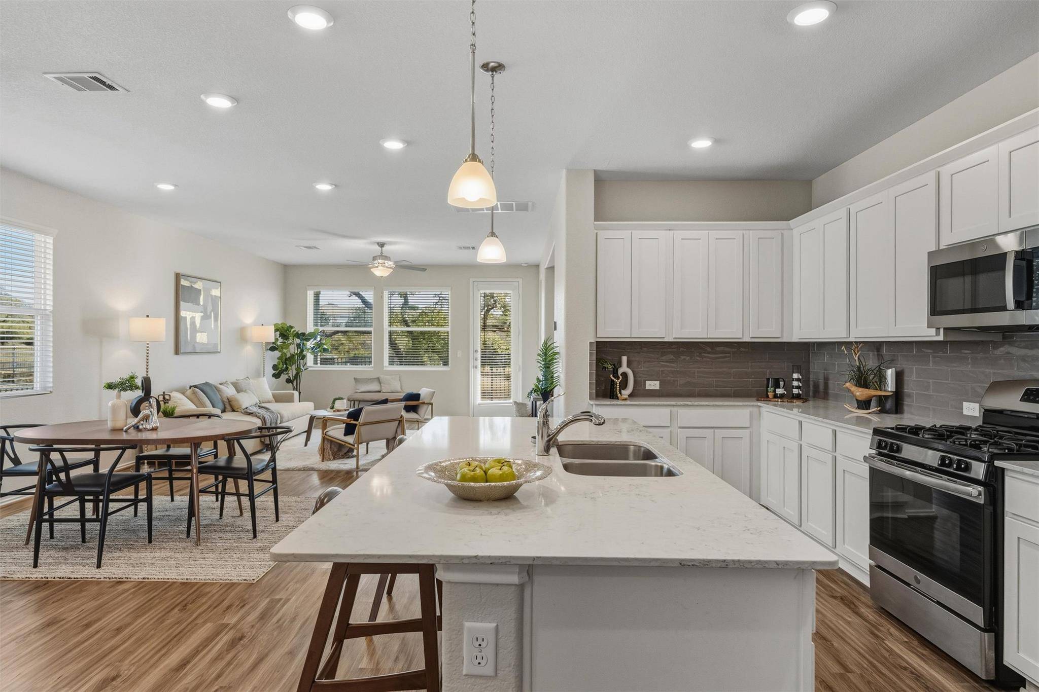 316 Montauk LOOP, Georgetown, TX 78628