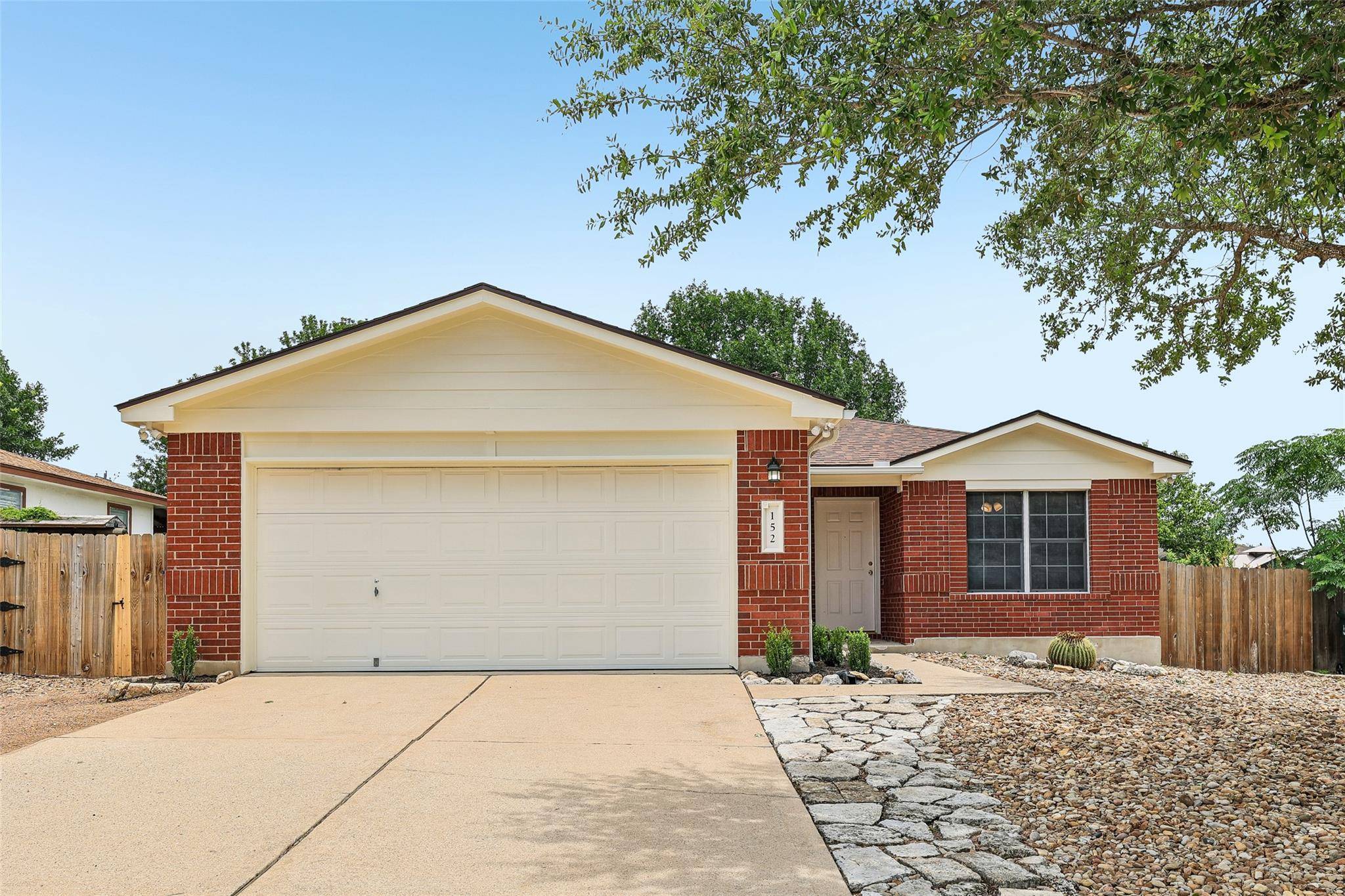 152 Grant WAY, Kyle, TX 78640