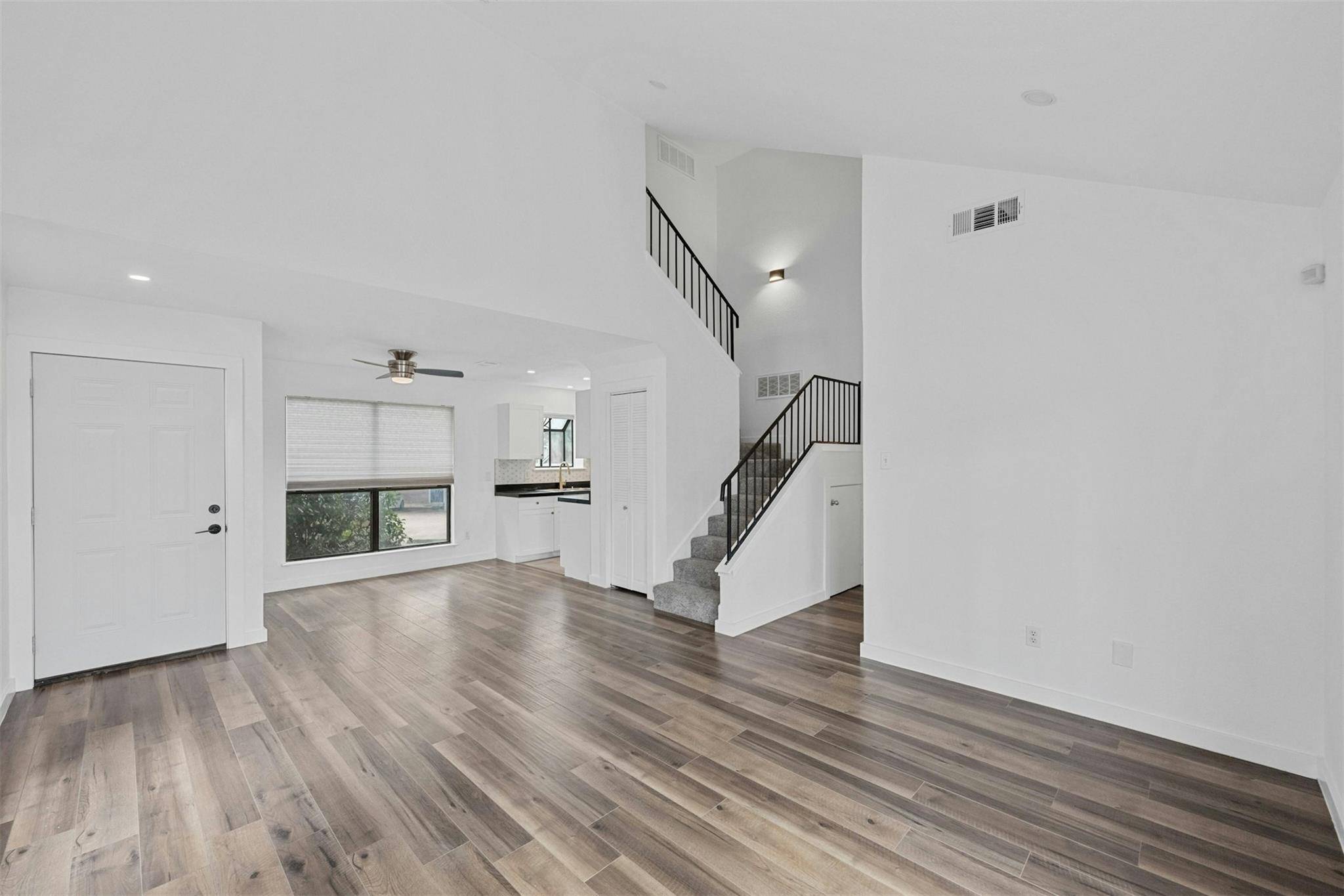 2018 W Rundberg LN #9D, Austin, TX 78758