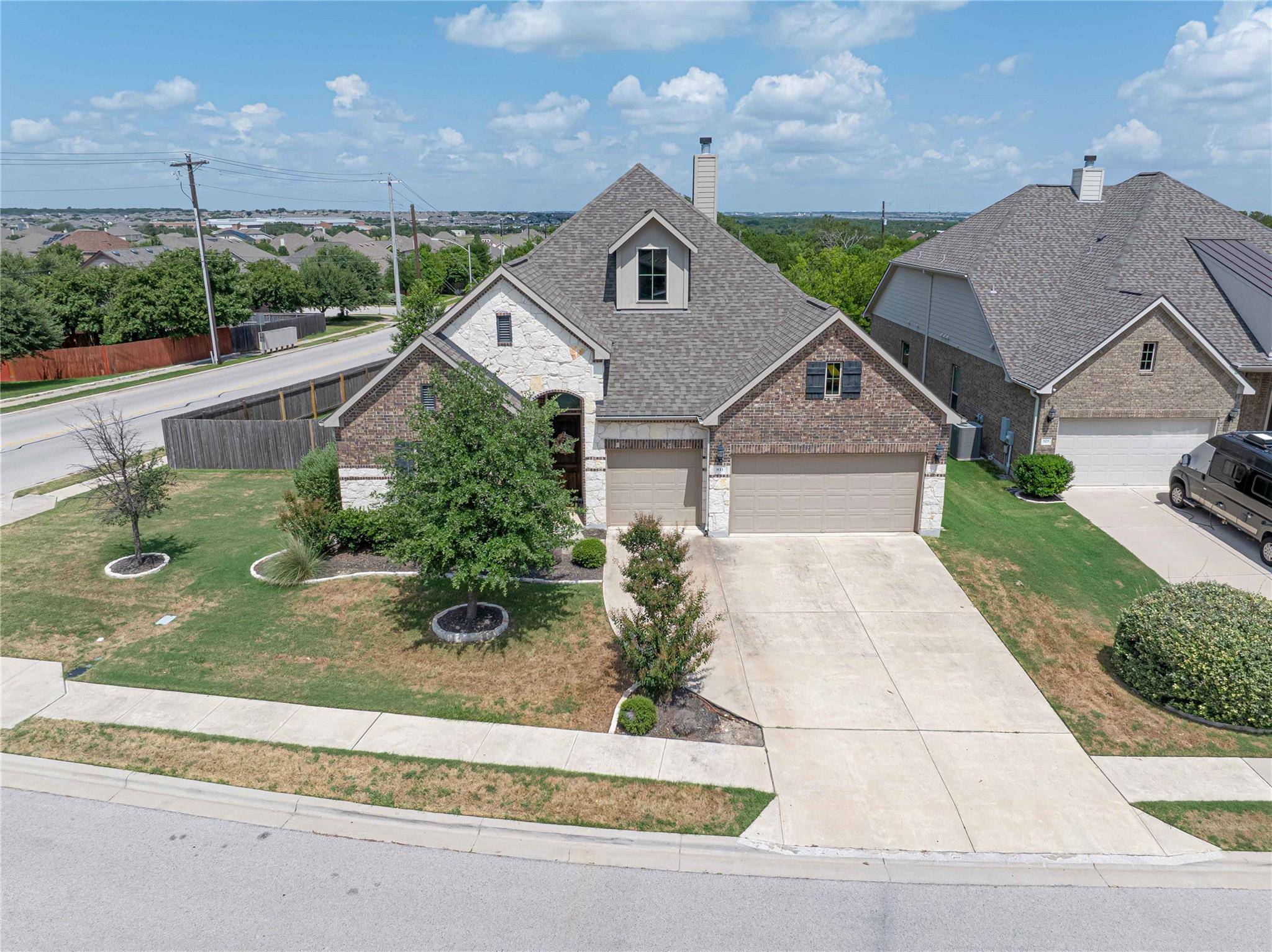 833 Tabernash DR, Leander, TX 78641