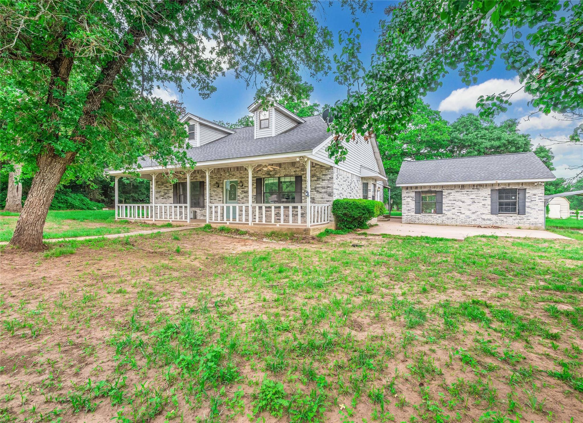 576 Elm Creek RD, Rockdale, TX 76567