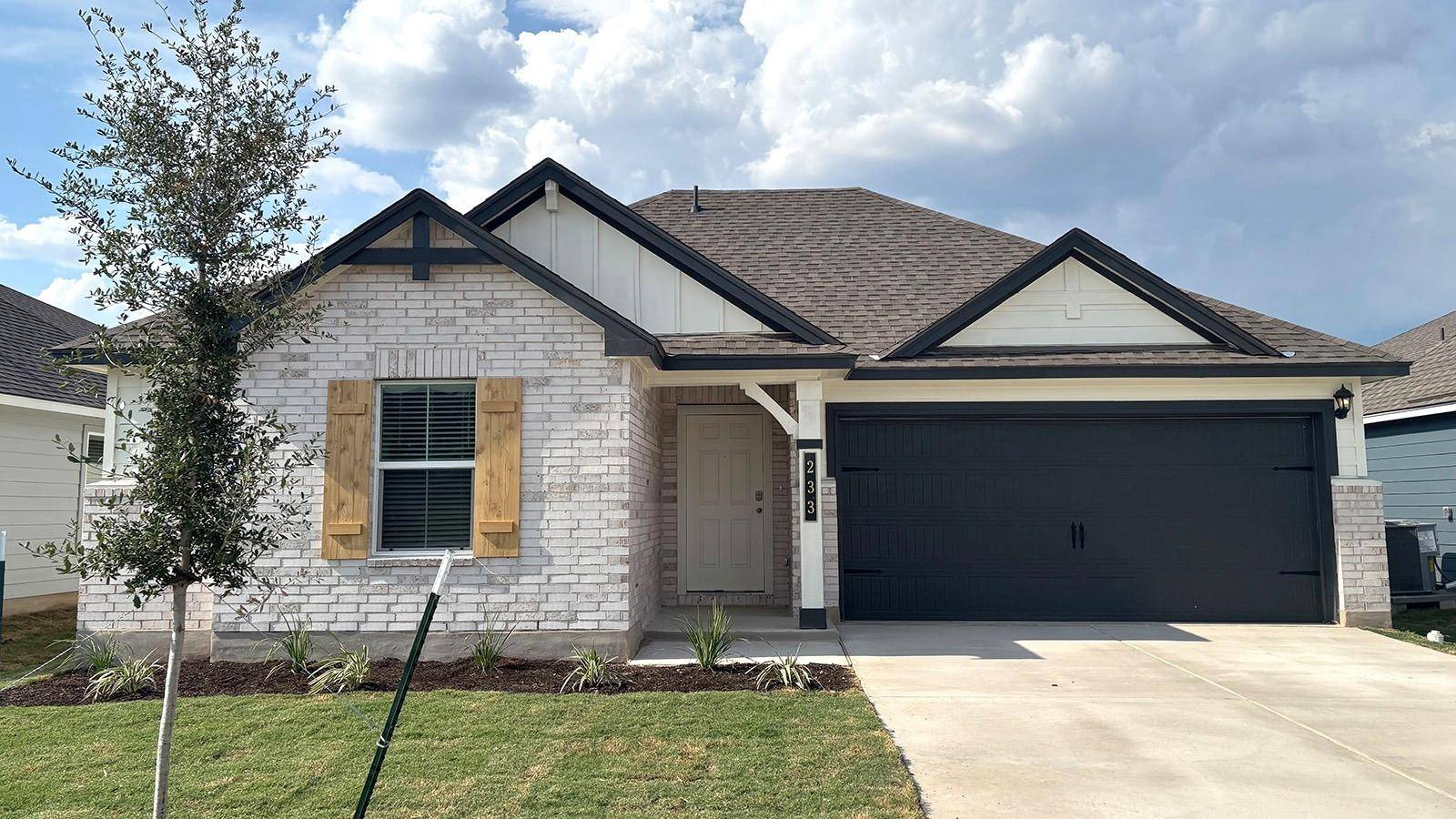 233 Boatright BLVD, Jarrell, TX 76537