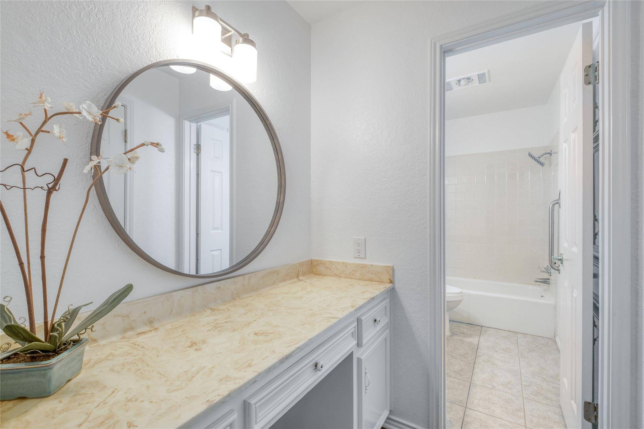 16708 Decker Creek DR, Manor, TX 78653