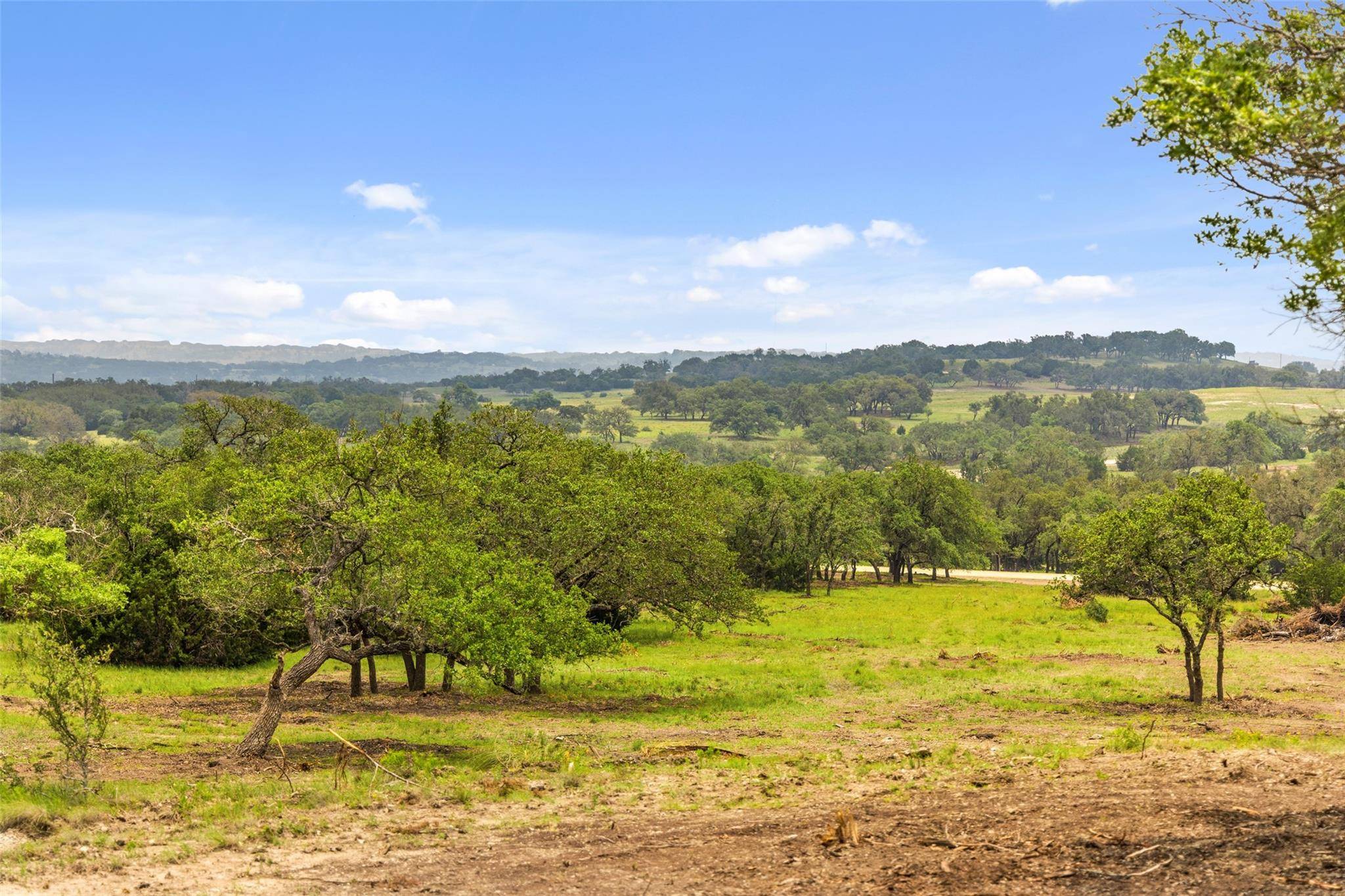 3680-14 Schumann RD, Fredericksburg, TX 78624