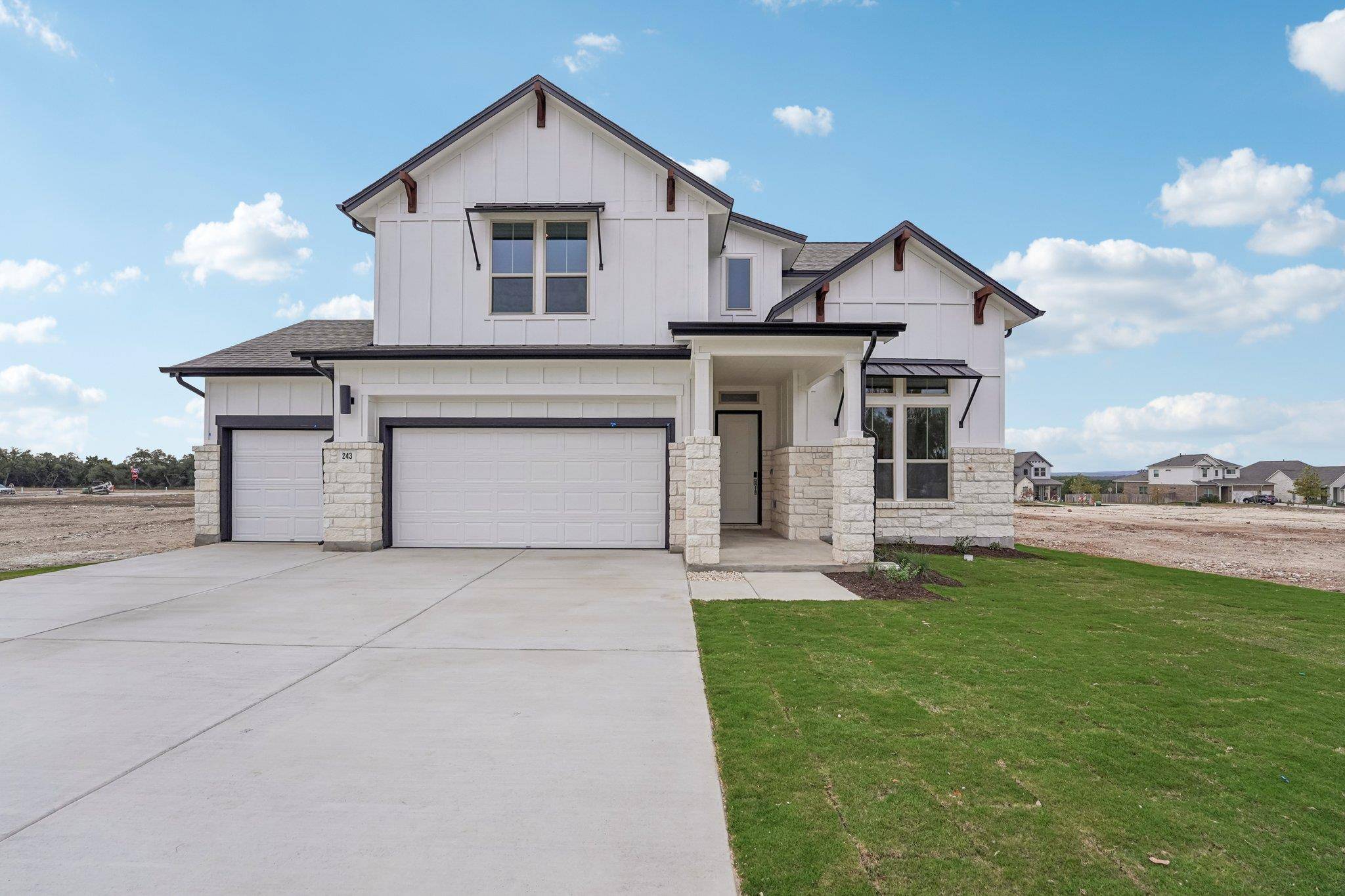243 Tenny LN, Kyle, TX 78640