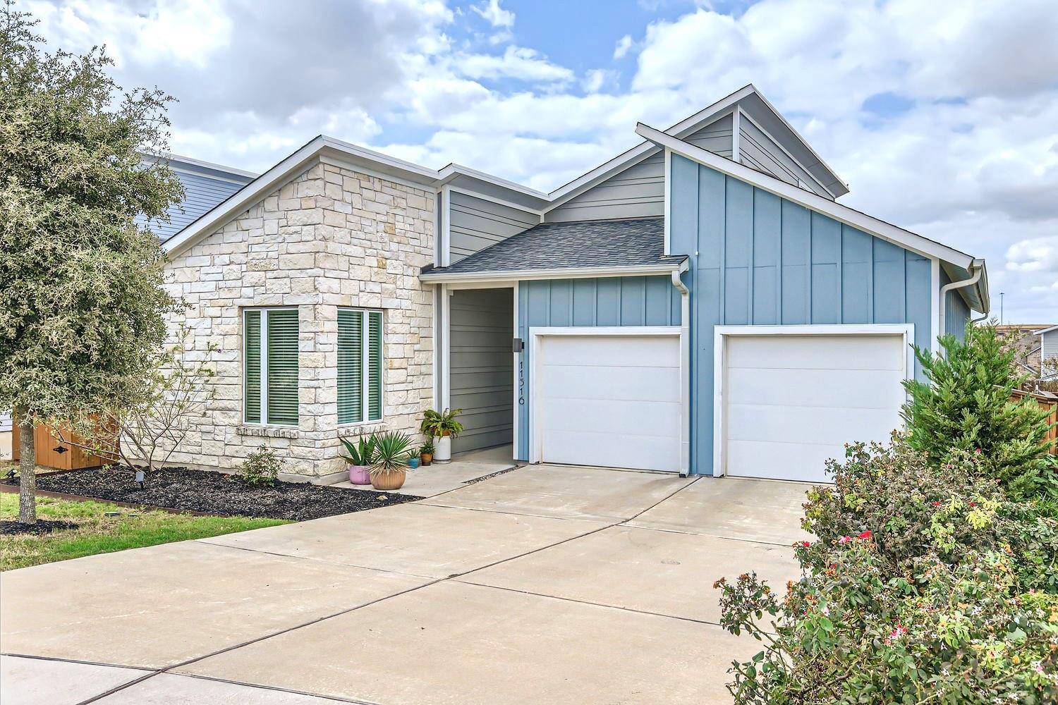 11516 Brindle CT, Manor, TX 78653