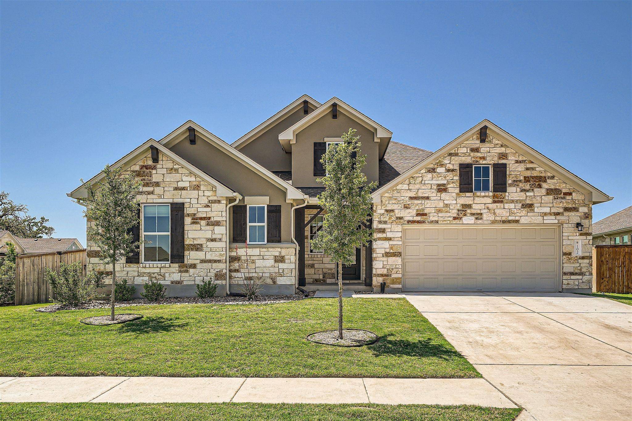 102 Freeman Day DR, Bastrop, TX 78602