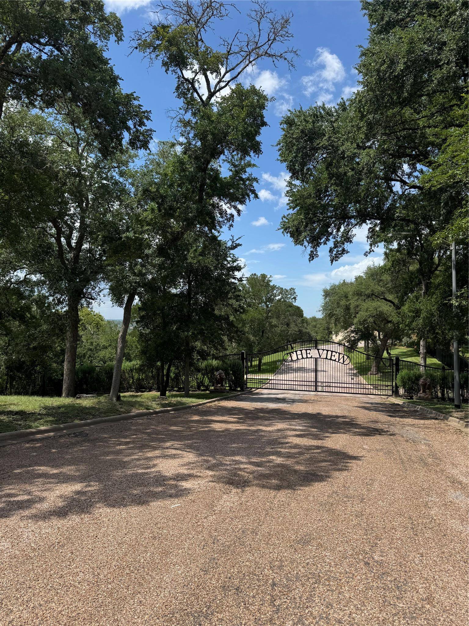 112 Kathleen Ave, La Grange, TX 78945