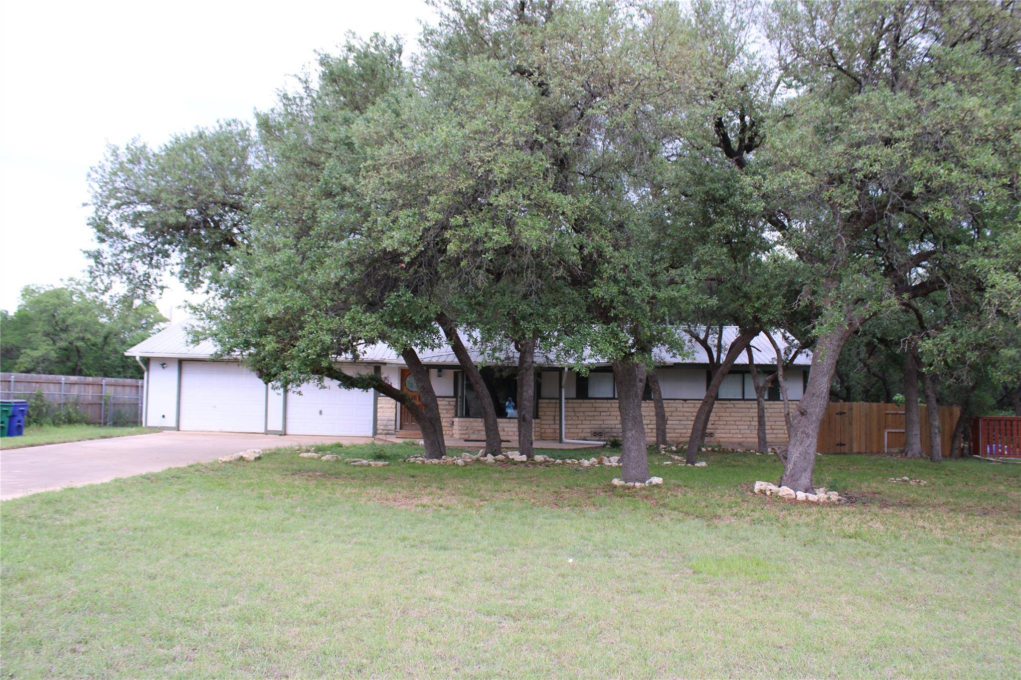 704 Marquis LN, Cedar Park, TX 78613
