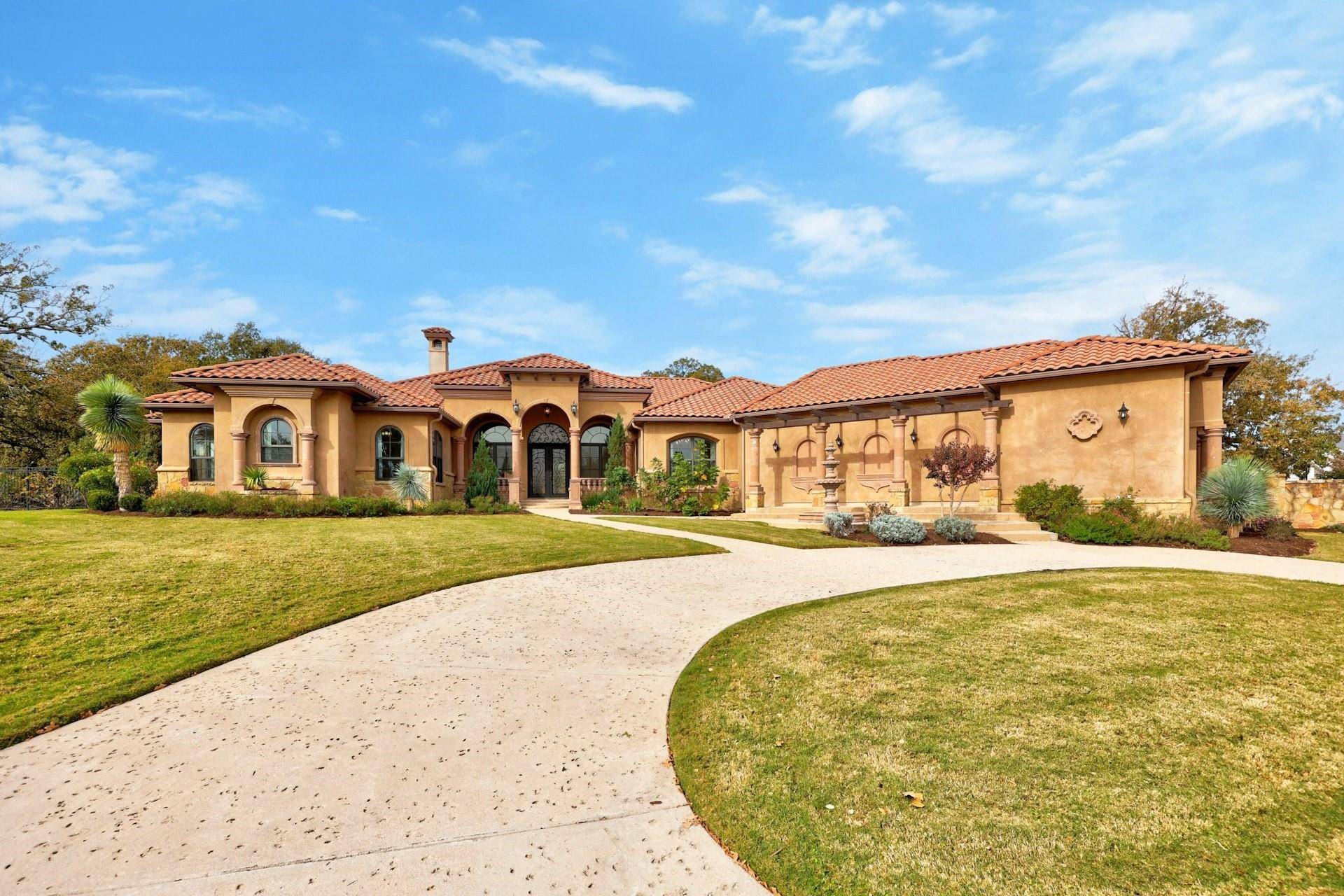 101 Hopewell CIR, Georgetown, TX 78628