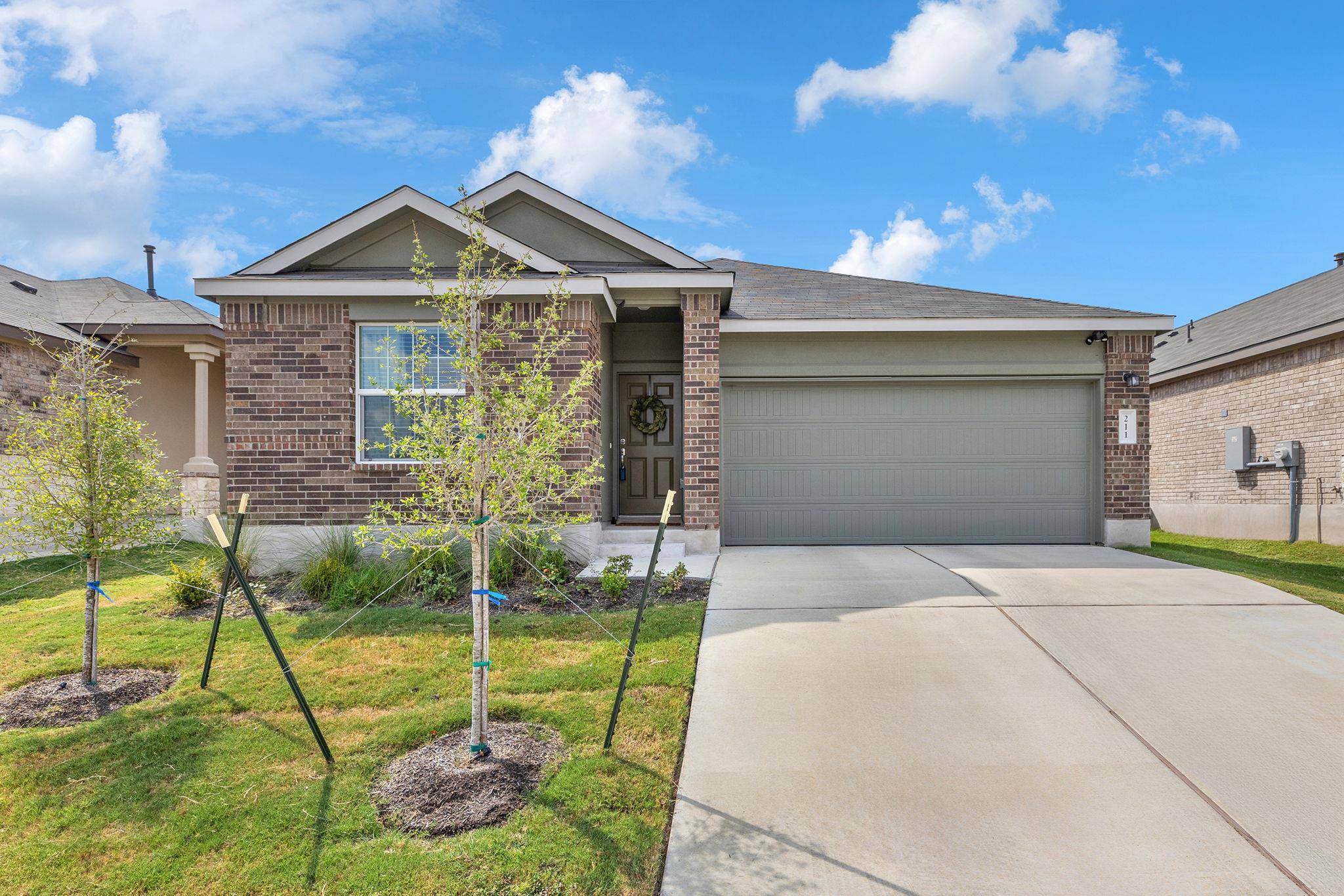 211 Camargue DR, Hutto, TX 78634