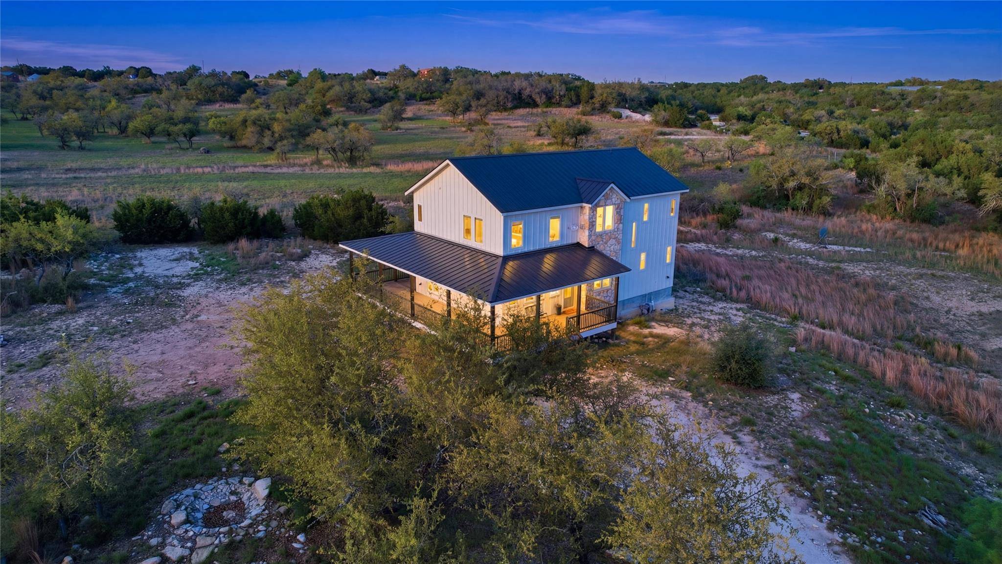 980 Sycamore Creek DR, Dripping Springs, TX 78620