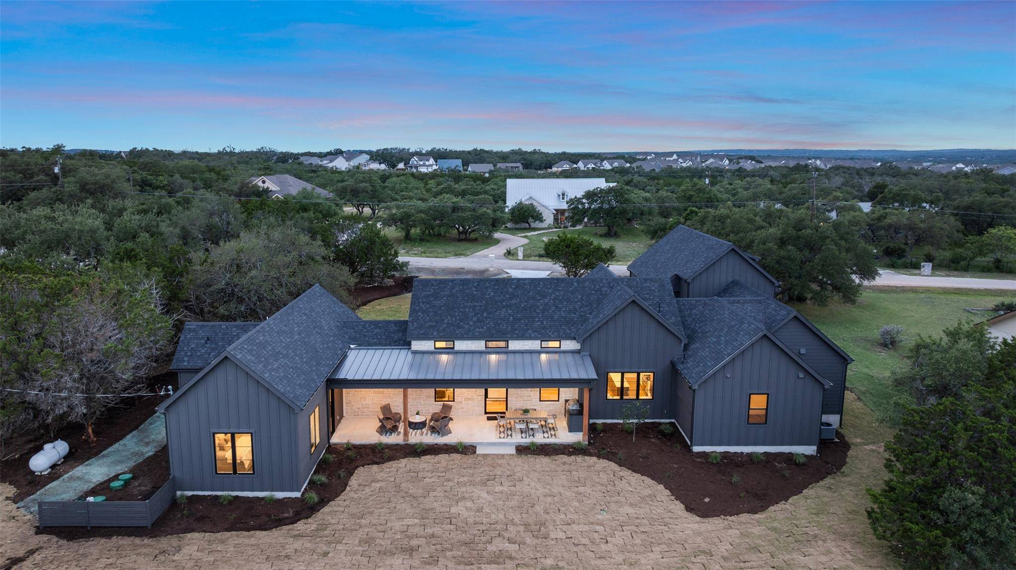 507 Terrace Canyon DR, Dripping Springs, TX 78620