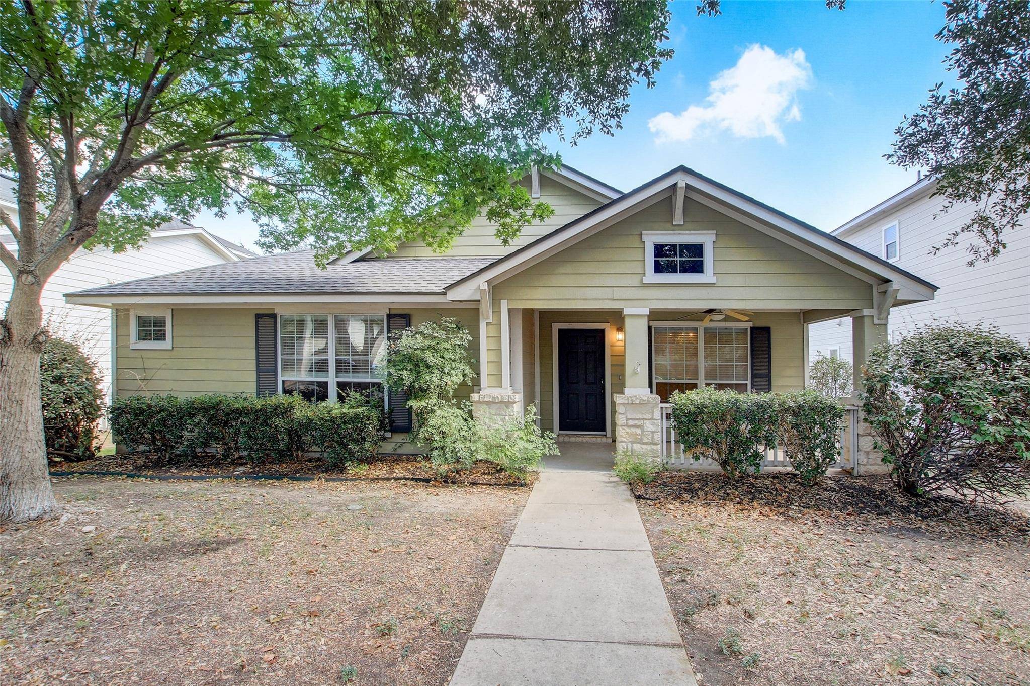 294 Hutton, Kyle, TX 78640