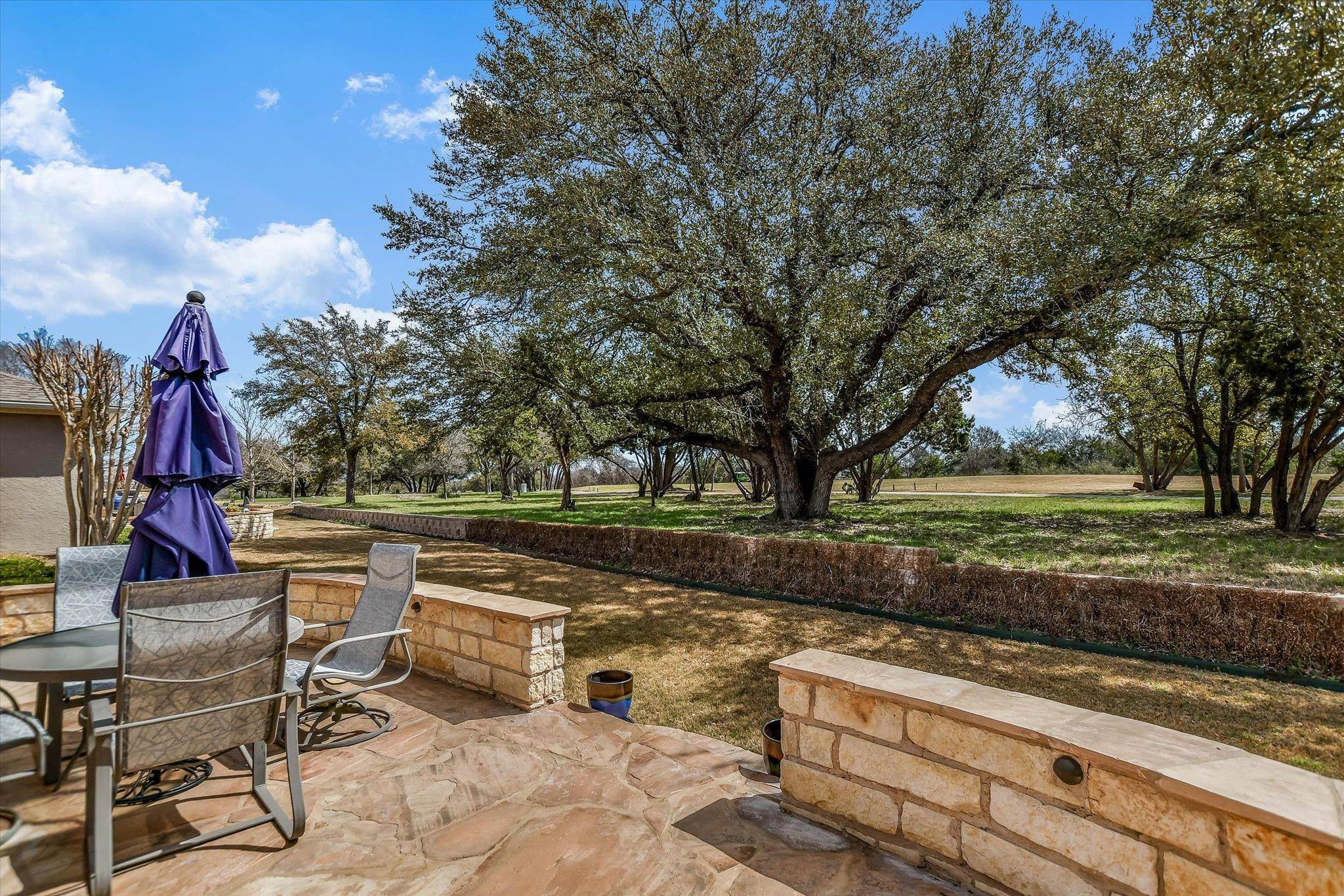 210 Mustang Island TRL, Georgetown, TX 78633