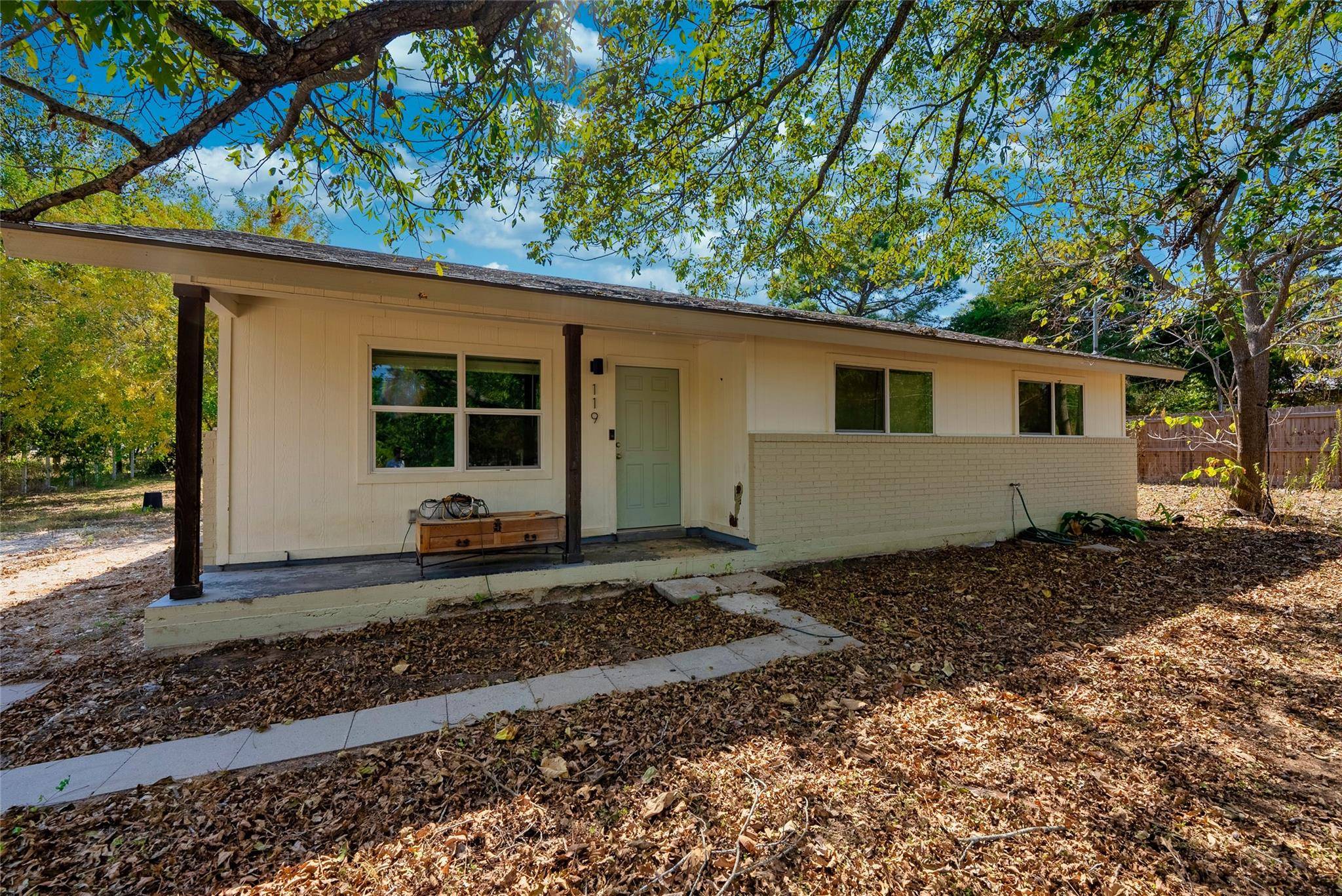 119 Laurel Oaks, Bastrop, TX 78602
