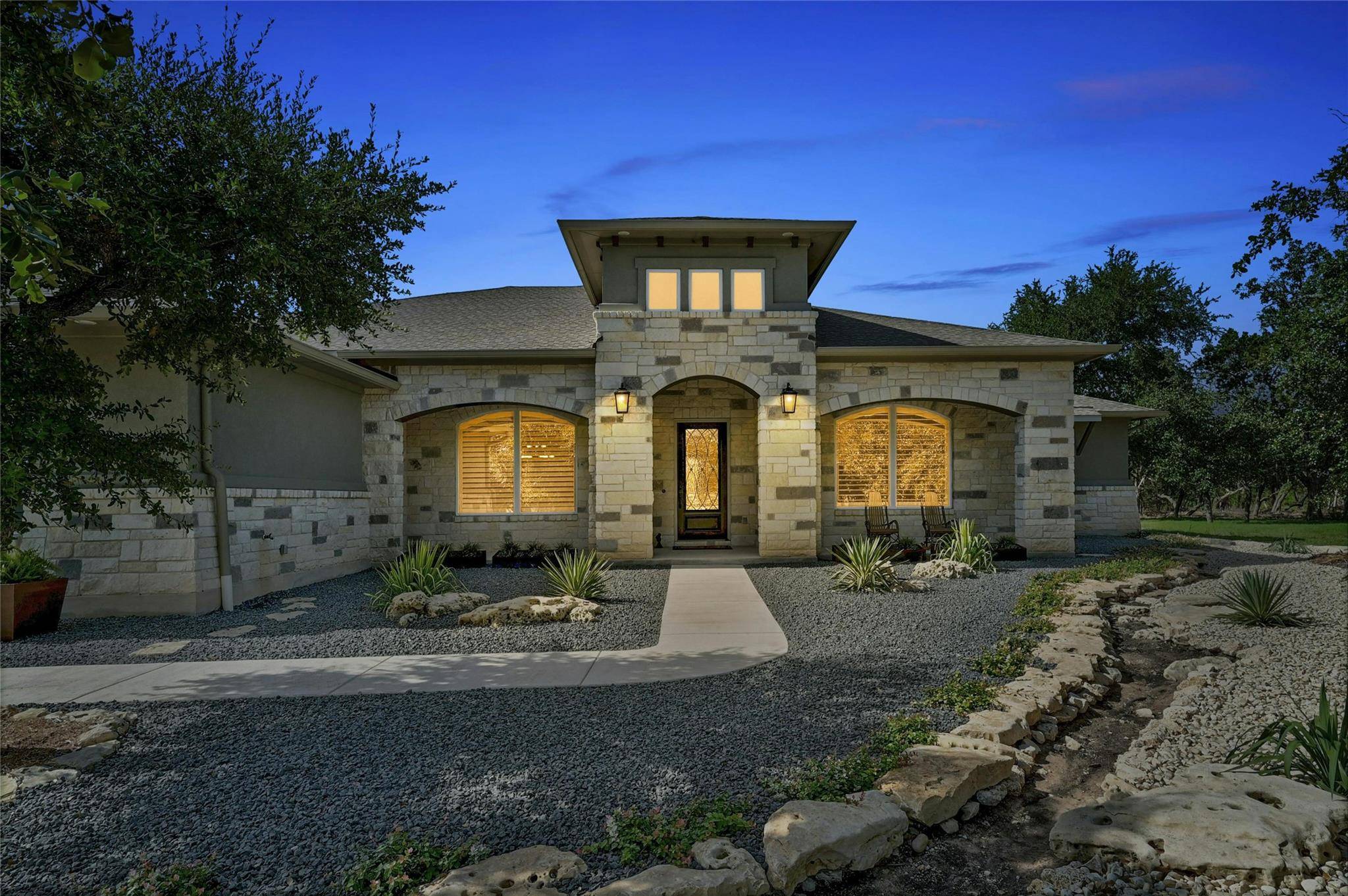216 Lipizzan LN, Driftwood, TX 78619