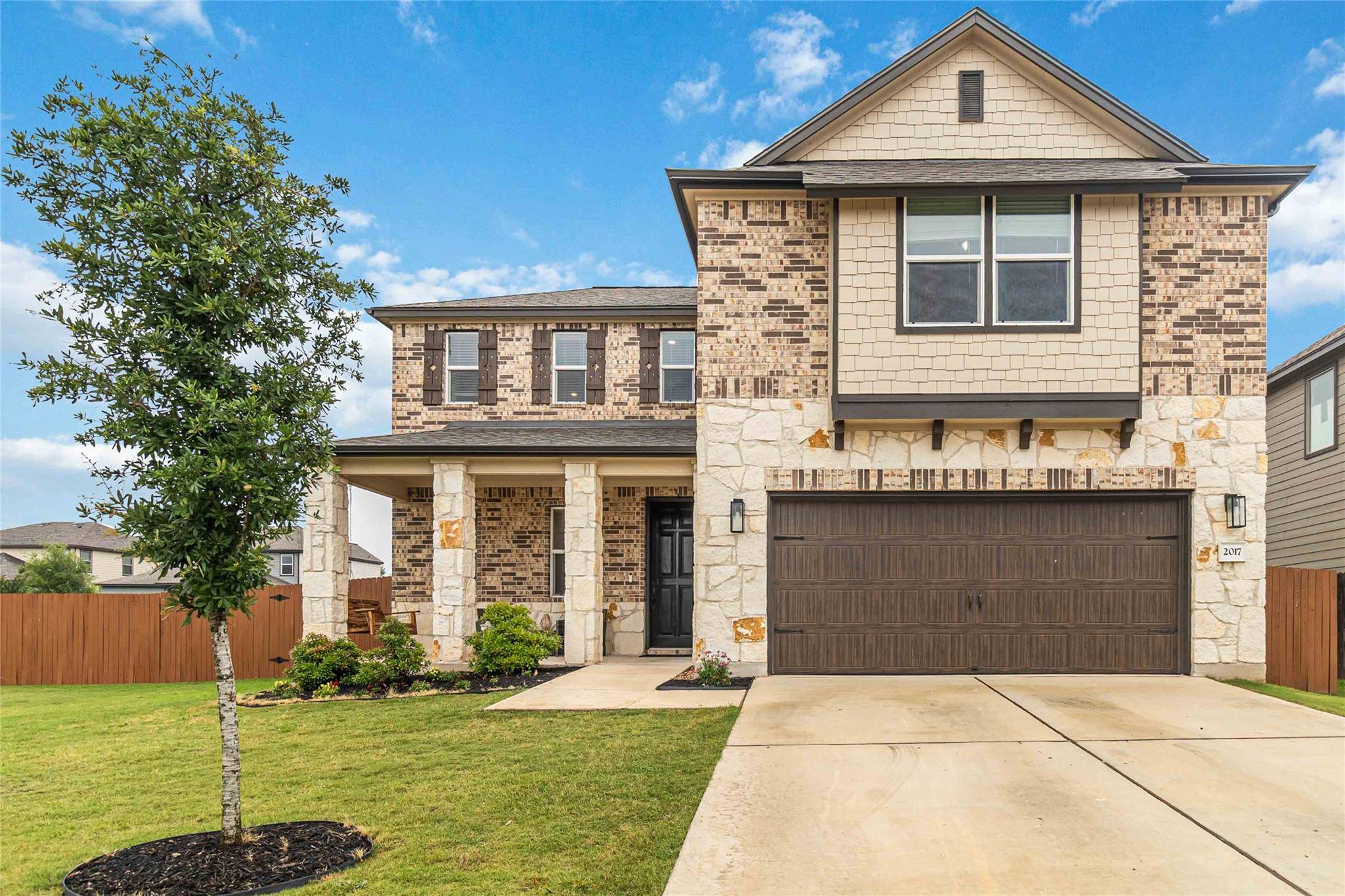2017 Prickly Pear DR, Bastrop, TX 78602