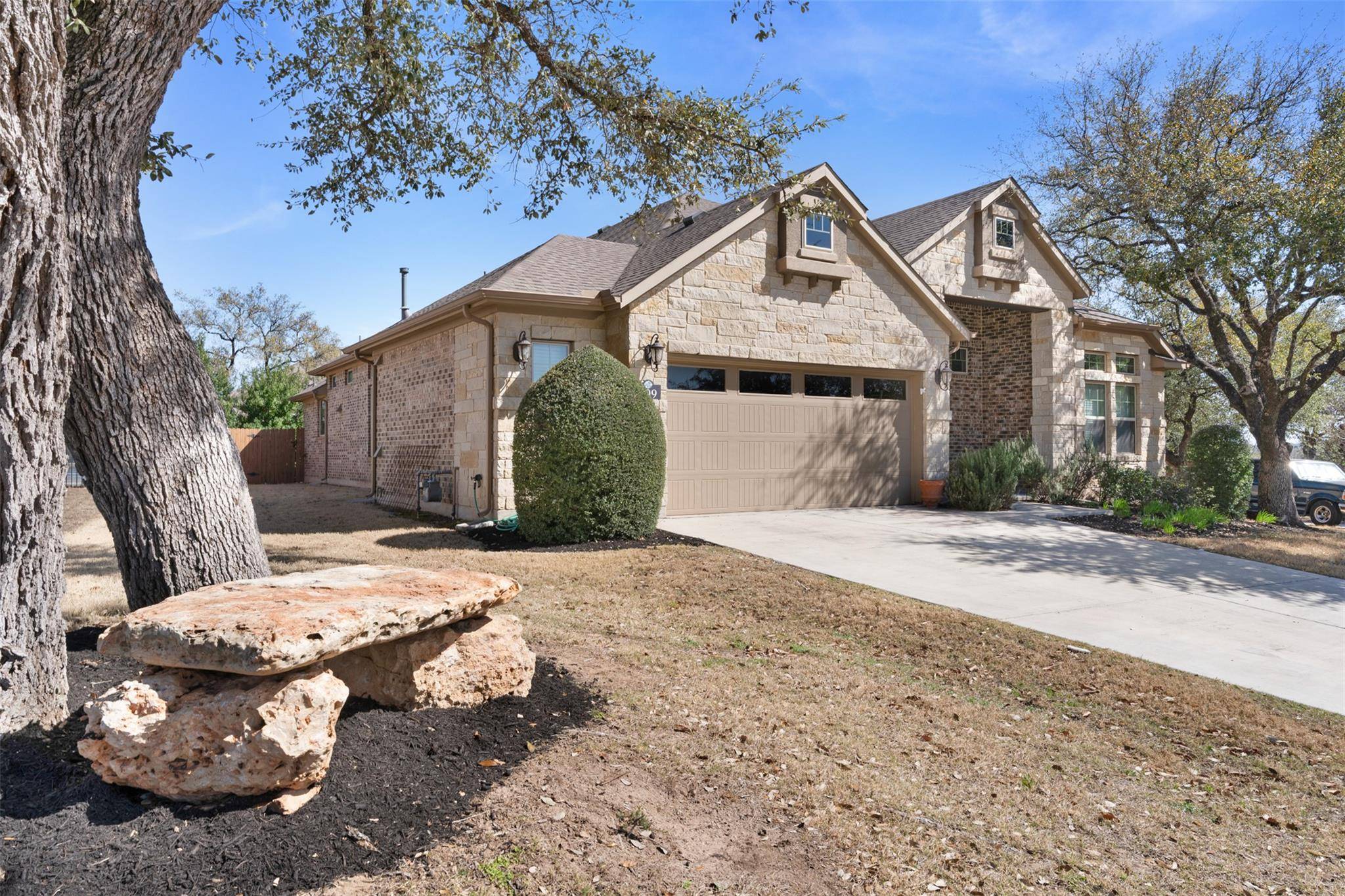 209 Cibolo Ridge DR, Georgetown, TX 78628