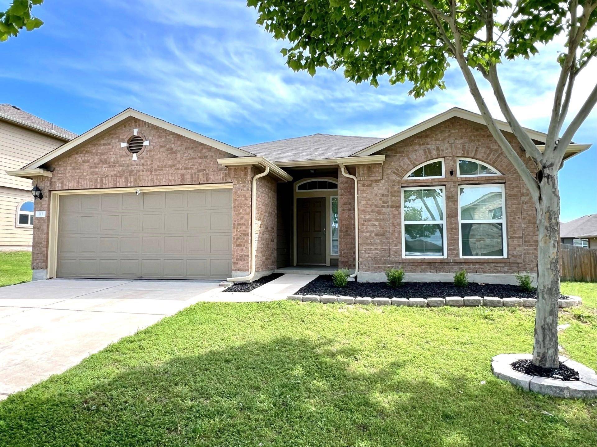 113 Sabine River DR, Hutto, TX 78634