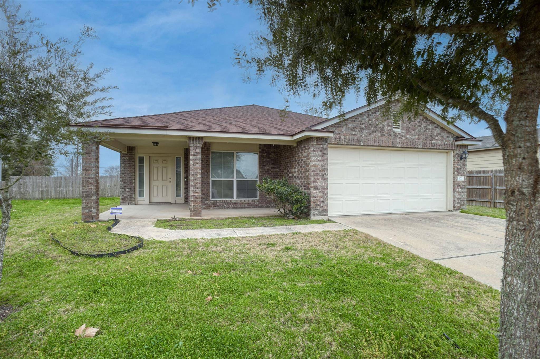 102 Double Barrel CT, Bastrop, TX 78602