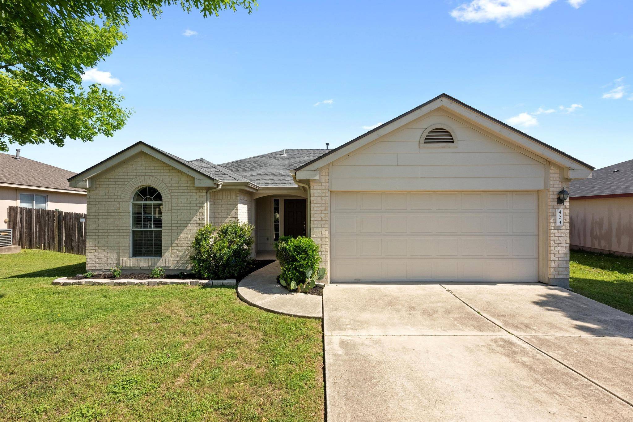 424 Atlantis, Kyle, TX 78640
