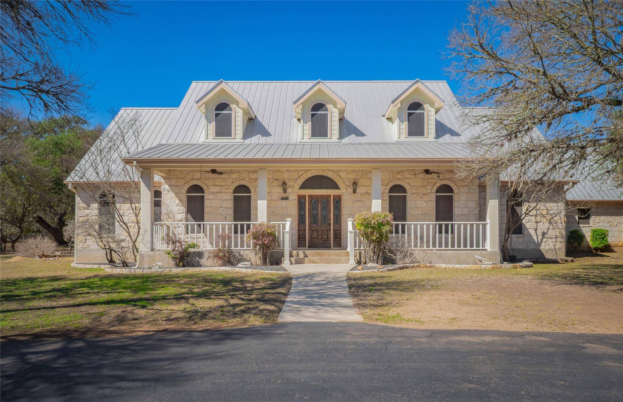 2910 Paso Del Robles, San Marcos, TX 78666