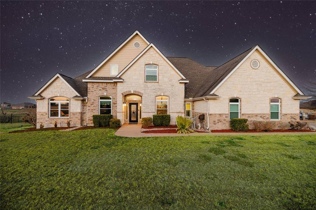 140 COMANCHE CIR, Hutto, TX 78634