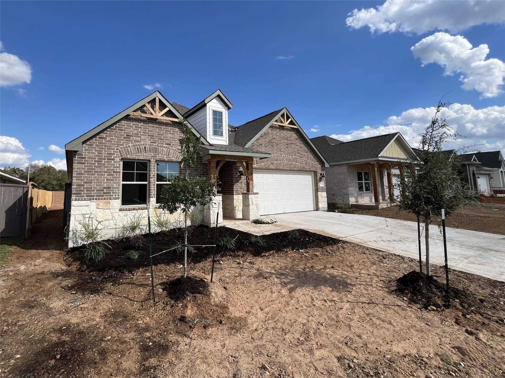 138 Niagara Falls LN, Kyle, TX 78640