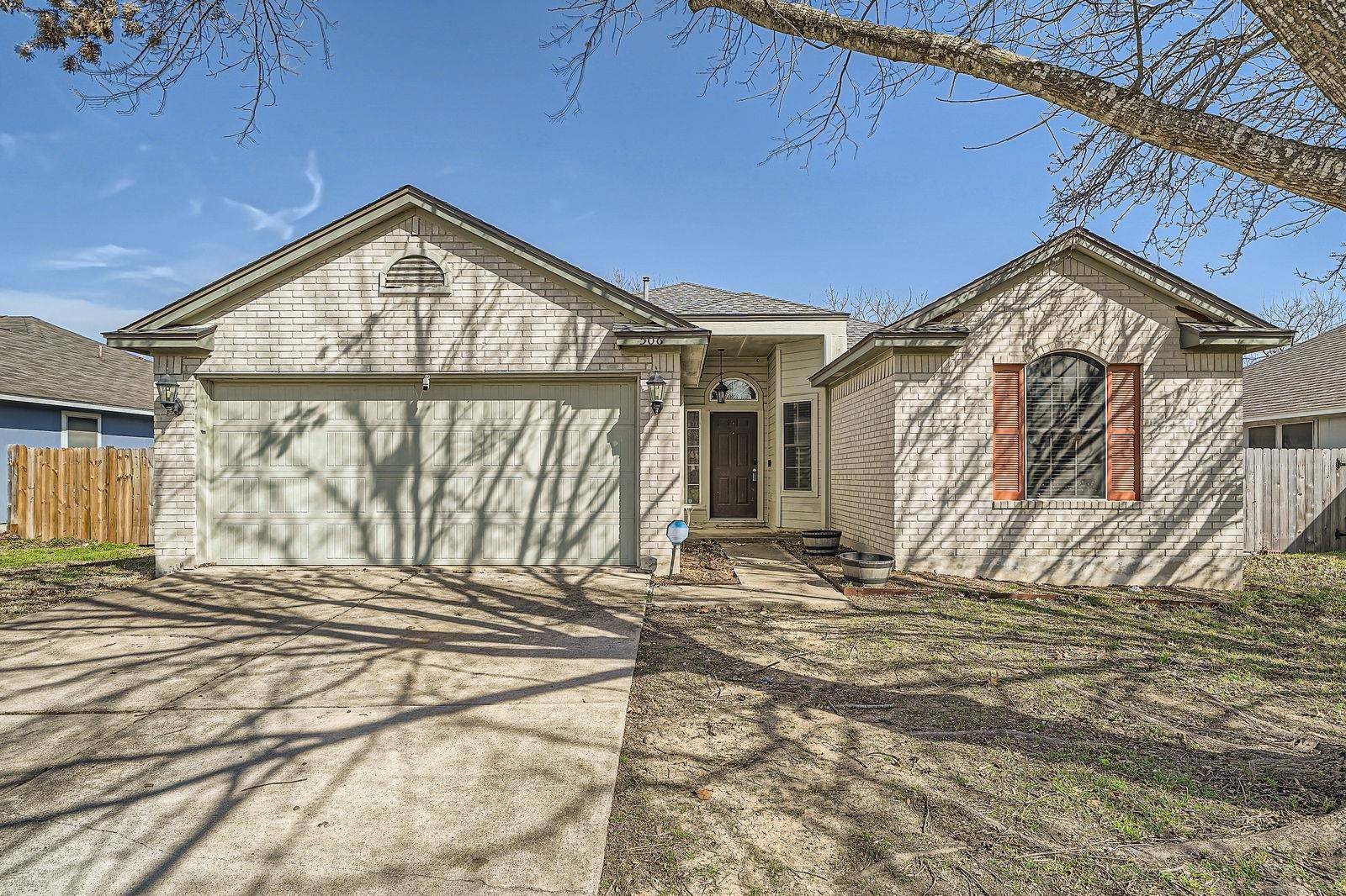 506 Meadowside DR, Hutto, TX 78634