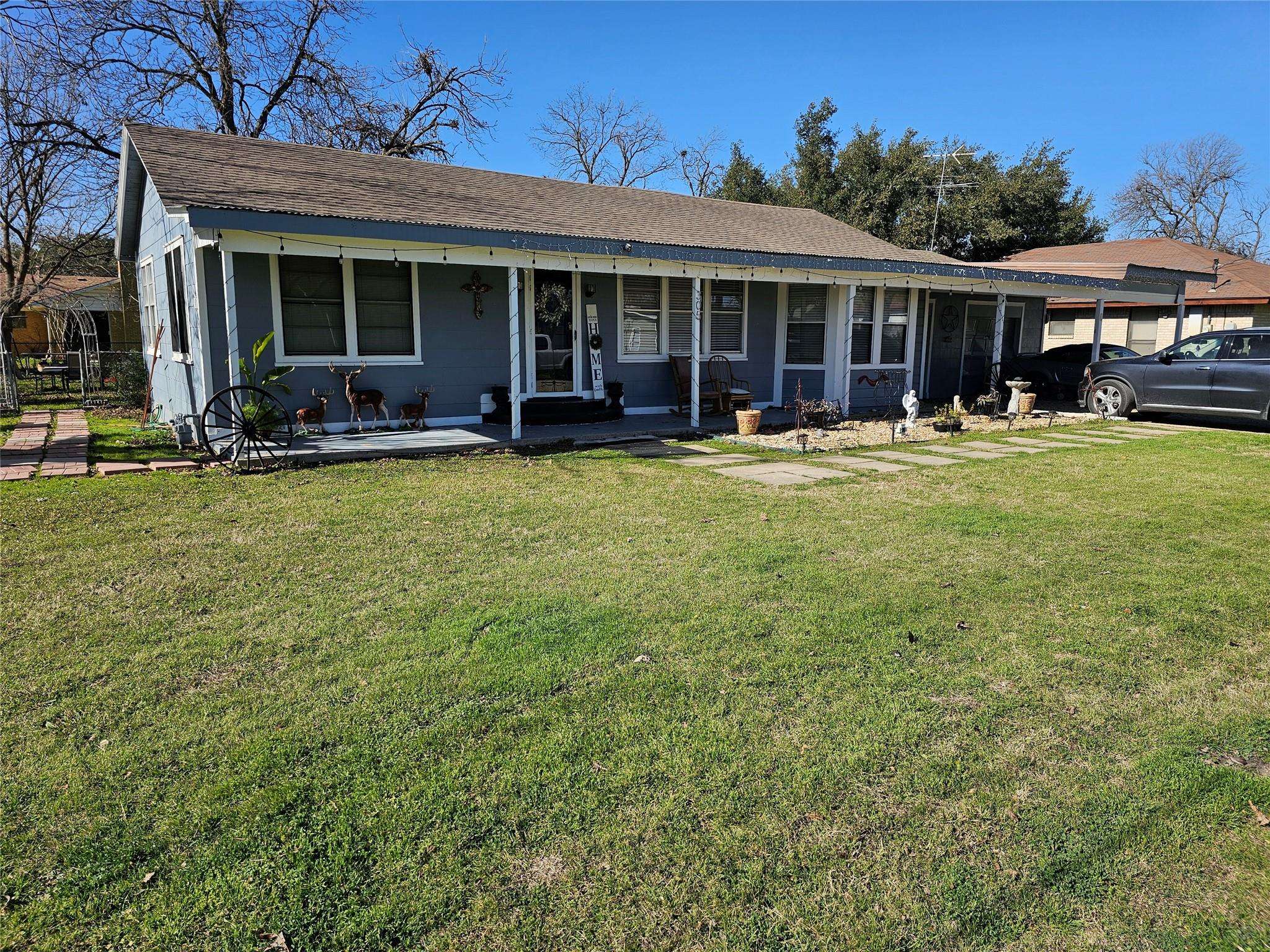 305 N 5th ST, Thorndale, TX 76577