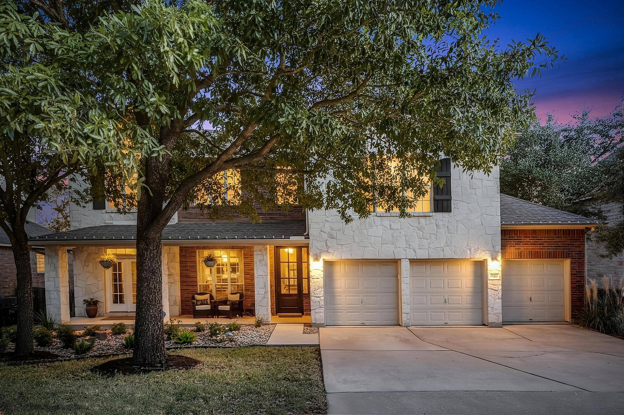 7112 Via Correto DR, Austin, TX 78749