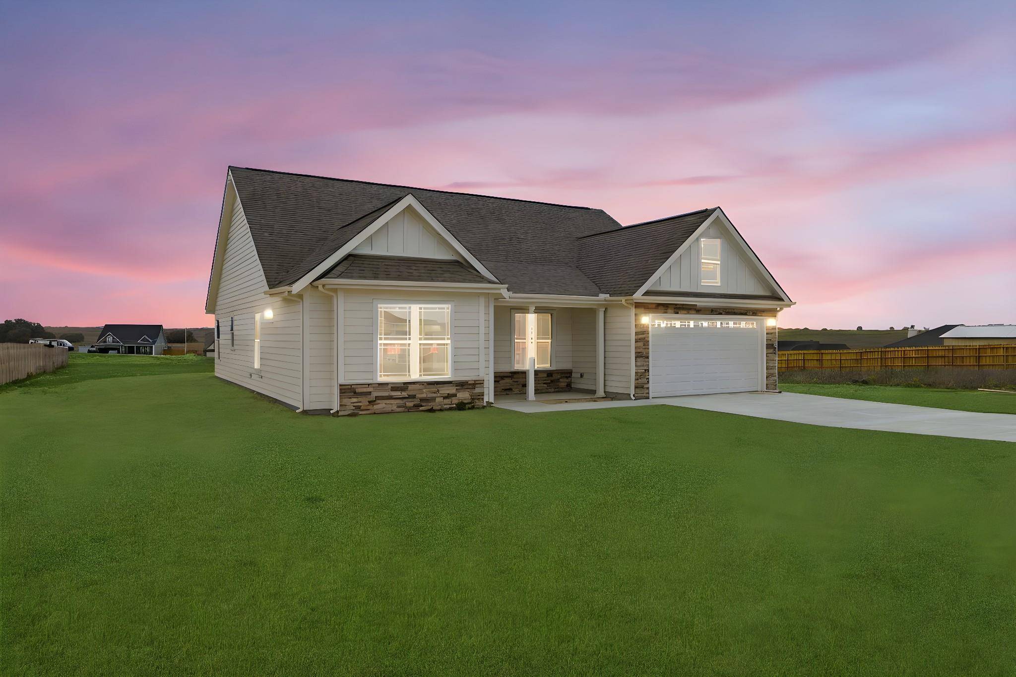 112 Oakmont LN, La Vernia, TX 78121
