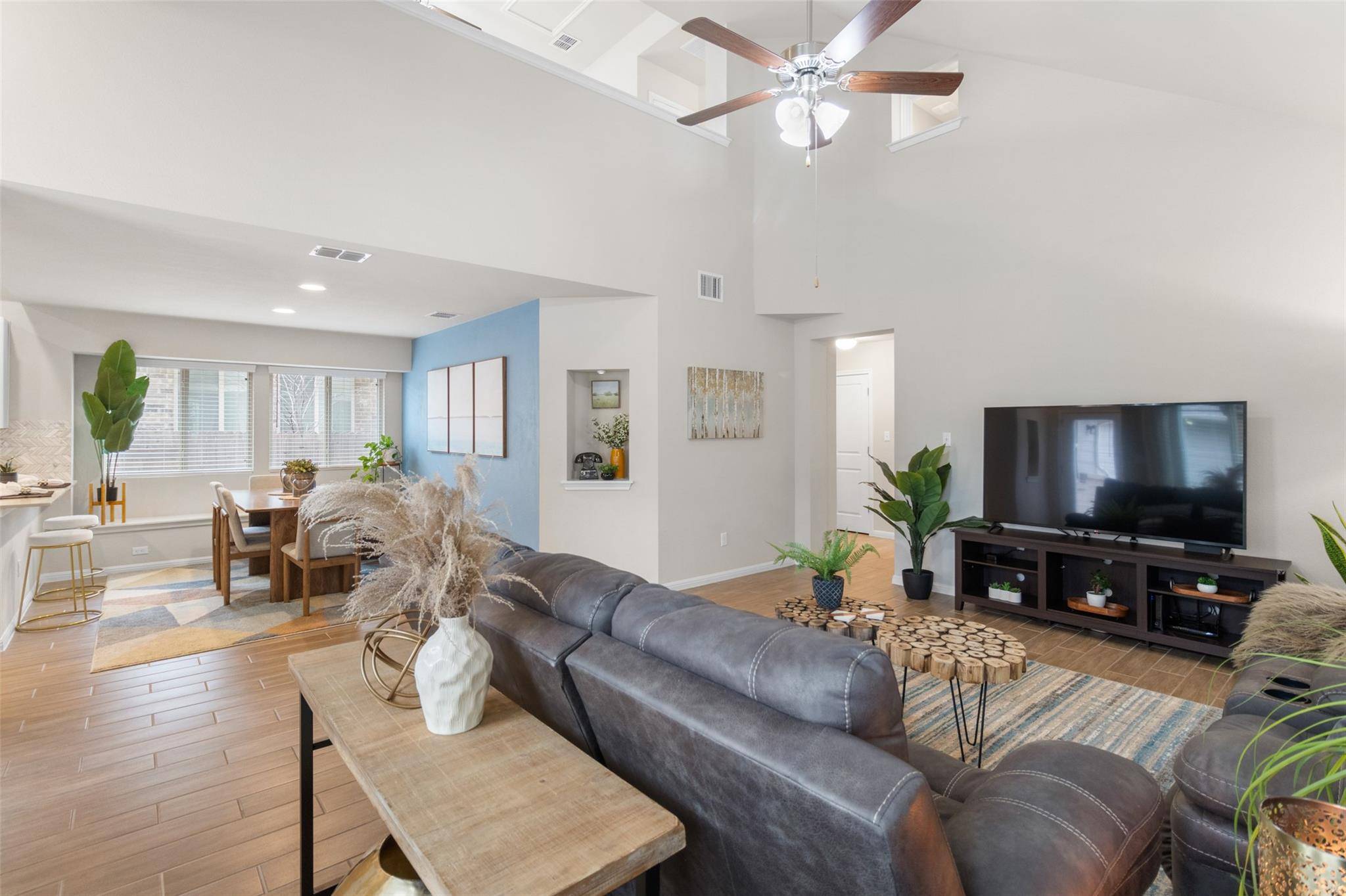 544 Nautical LOOP, Kyle, TX 78640