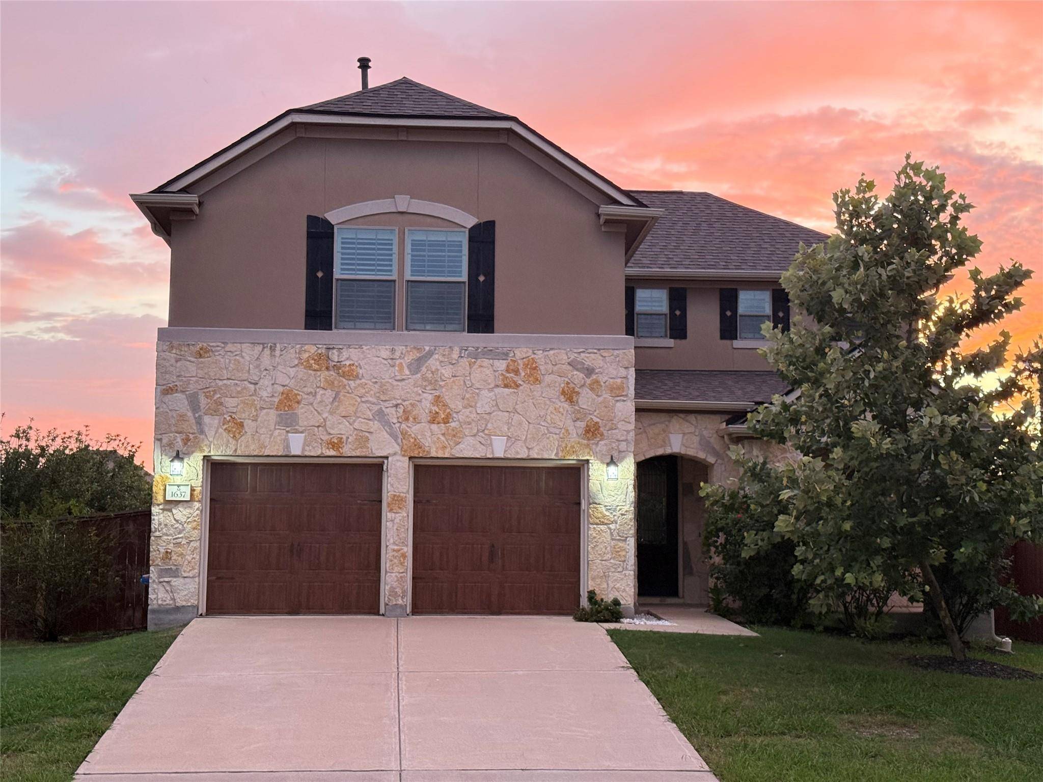 1637 Bovina DR, Leander, TX 78641