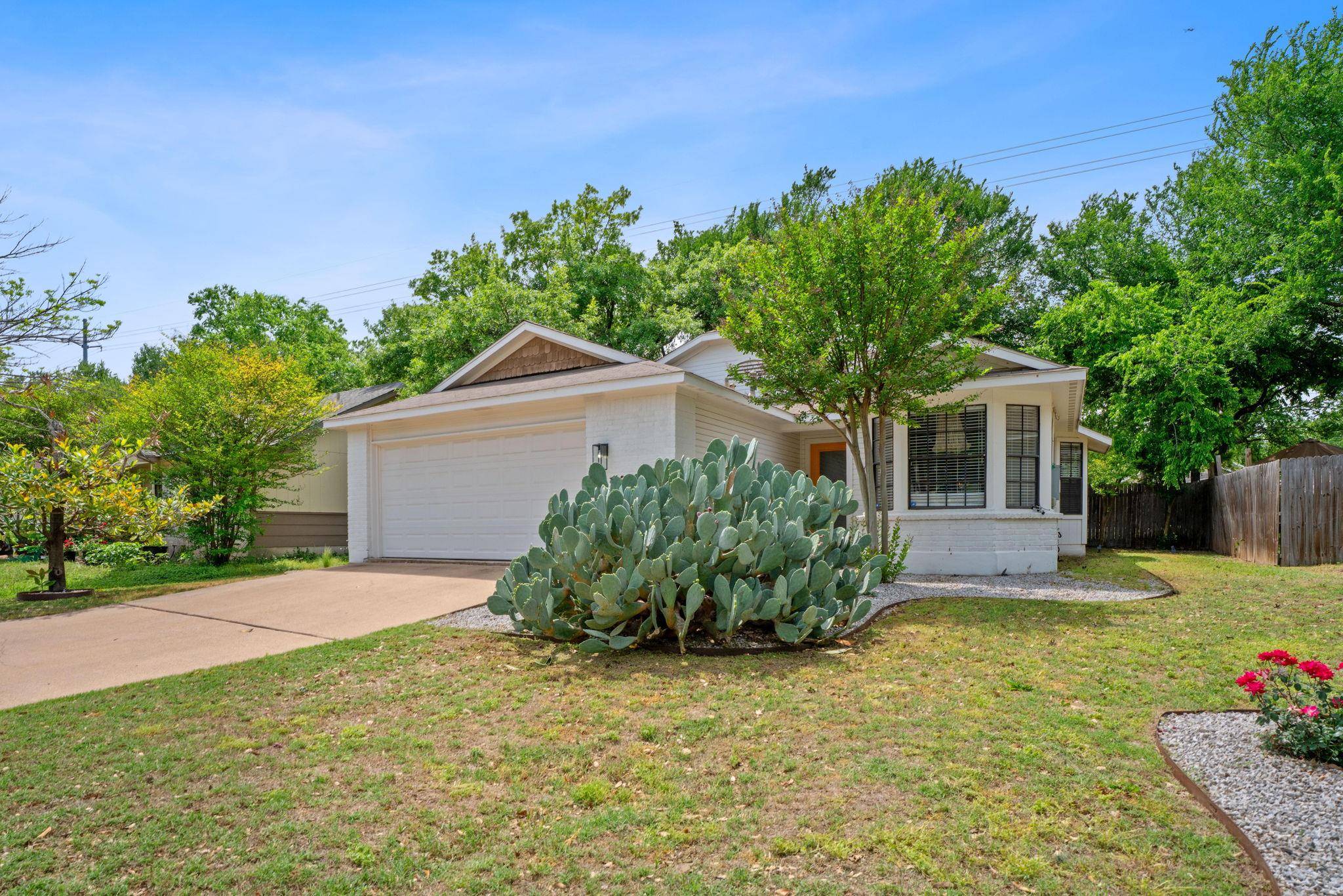 605 Live Oak DR, Cedar Park, TX 78613