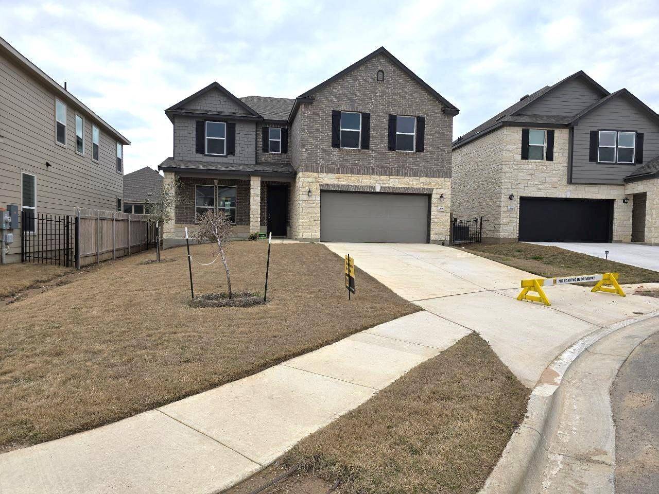 12608 Chumleys ST, Manor, TX 78653