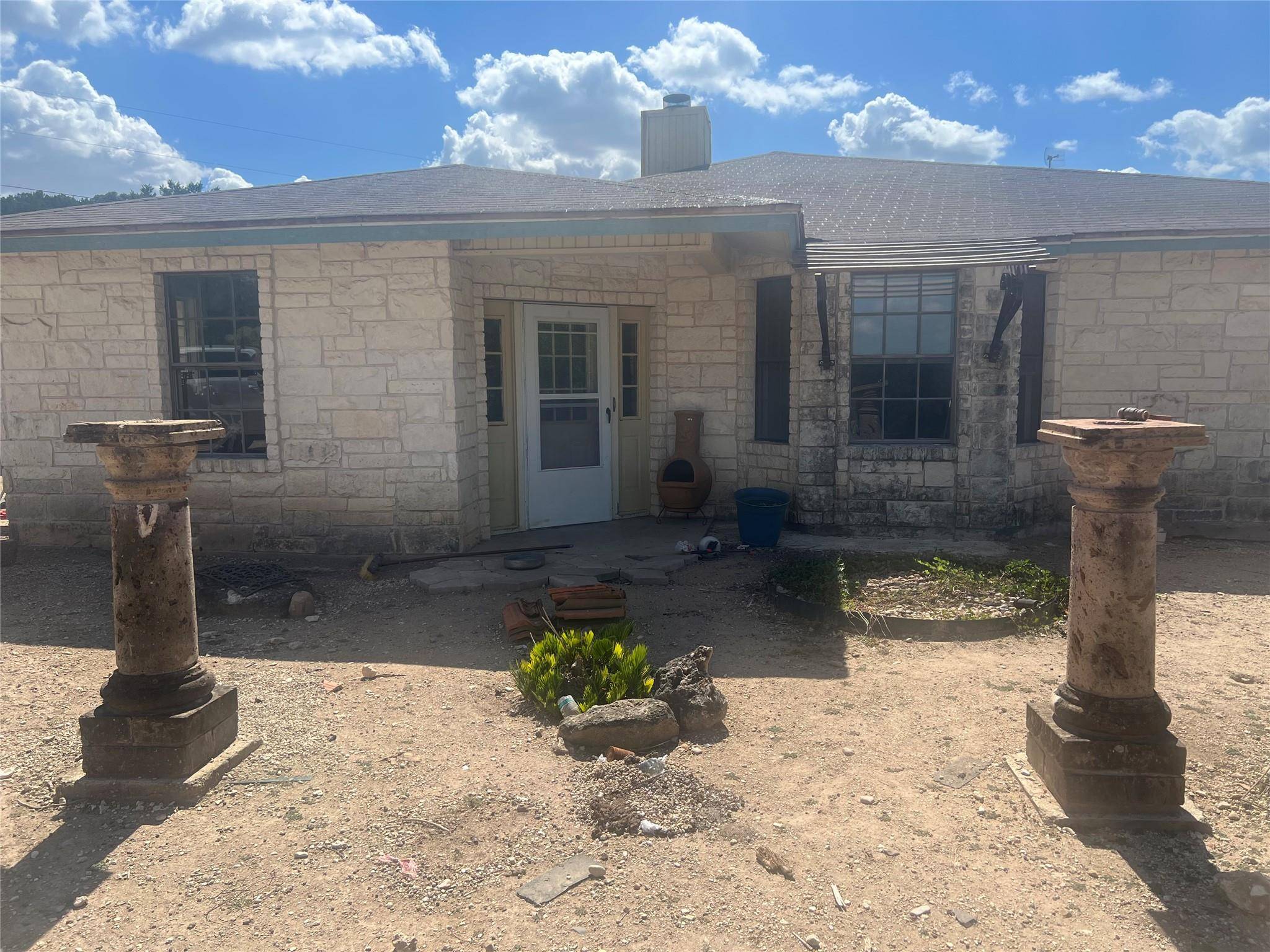 Address not disclosed, Florence, TX 76527