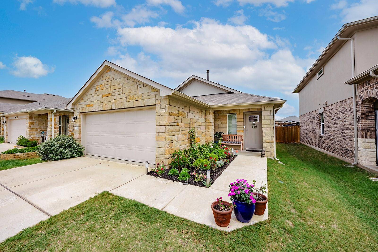129 Ellinger RD, Georgetown, TX 78626