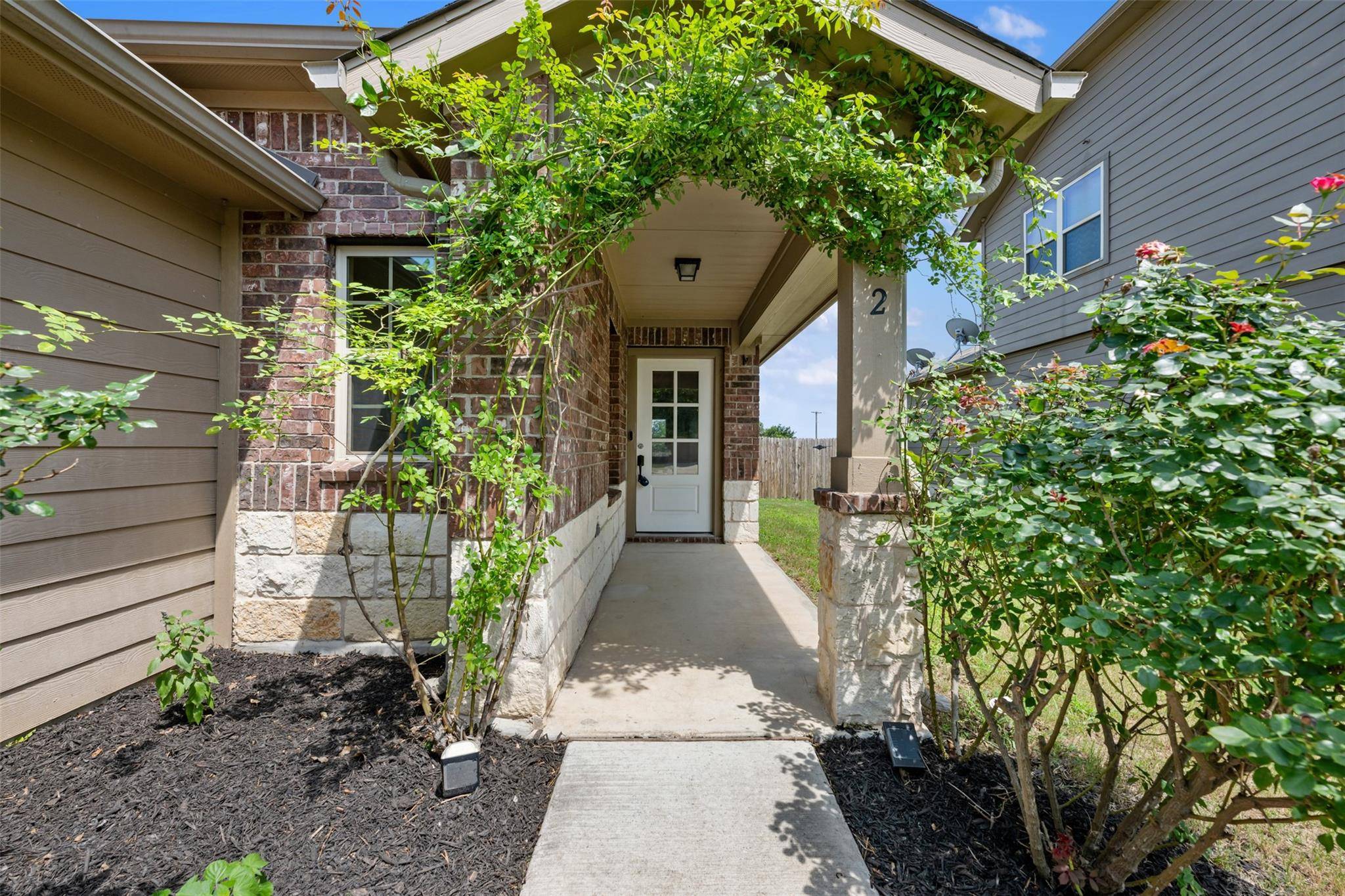 602 Pinnacle DR, Georgetown, TX 78626