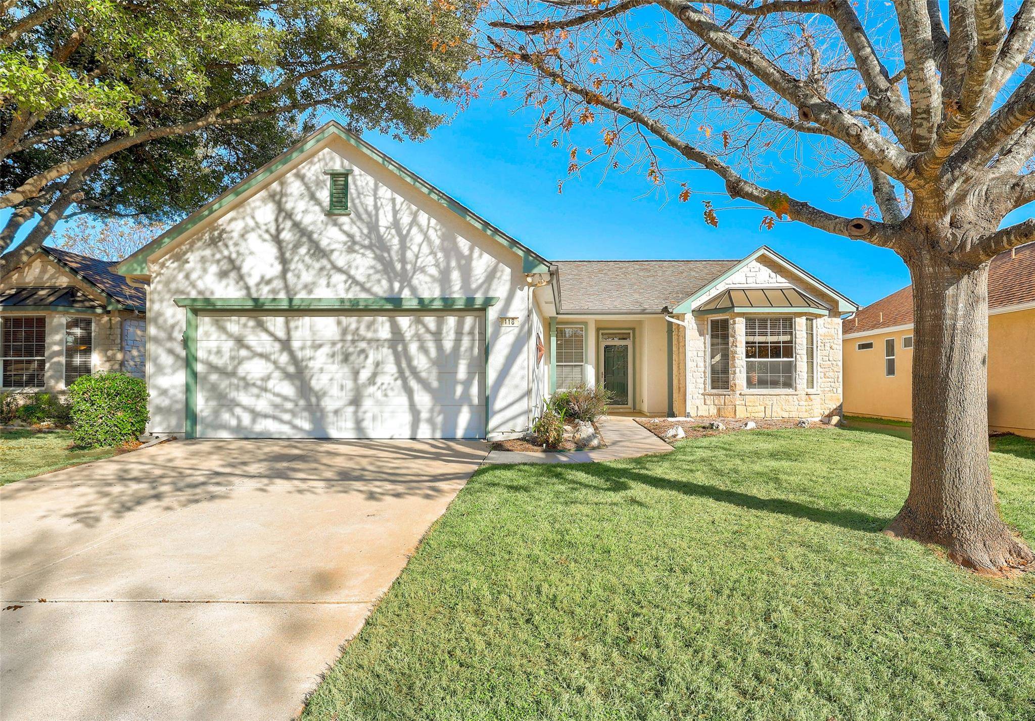 118 Dewberry DR, Georgetown, TX 78633