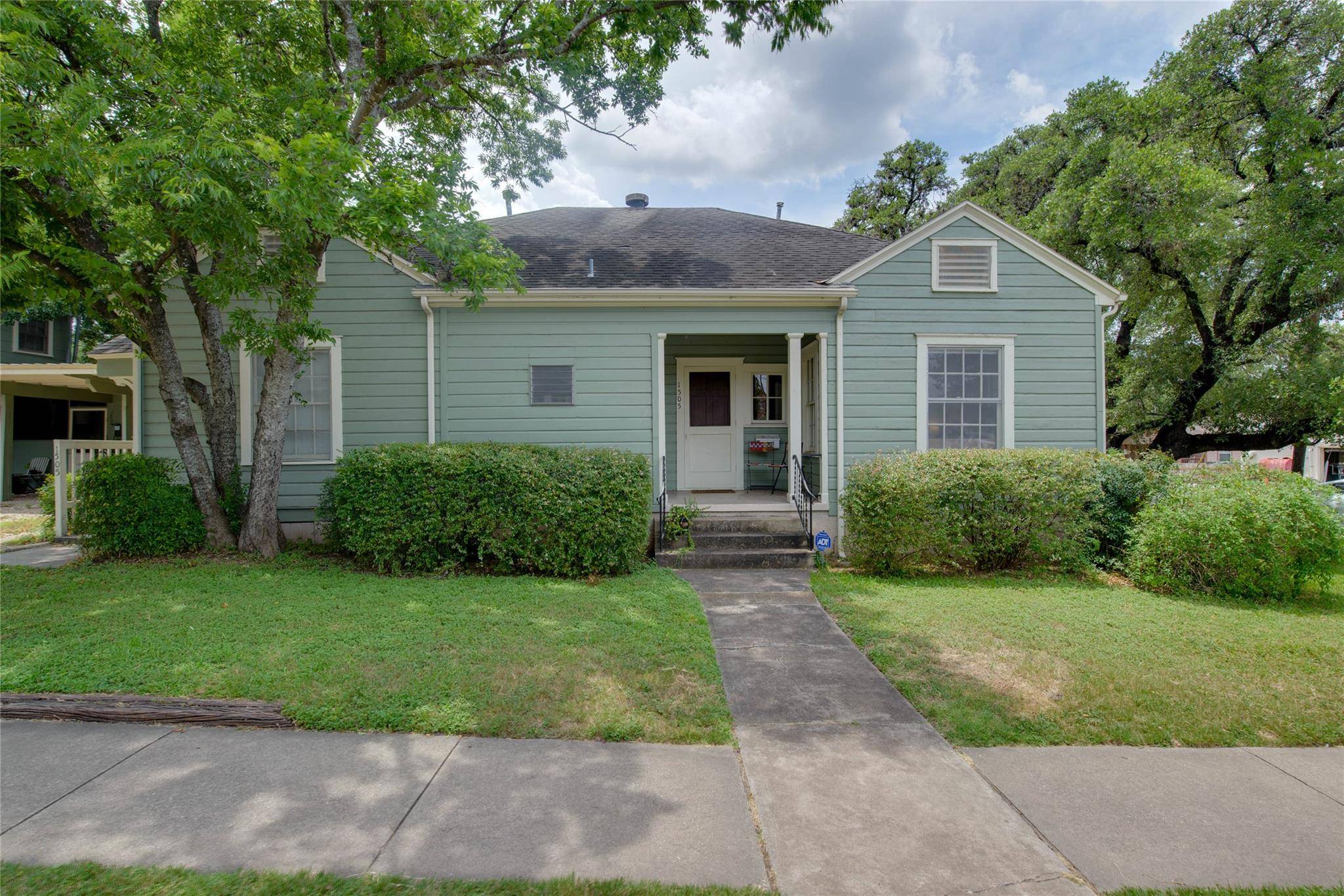 1505 W 12 ST, Austin, TX 78703