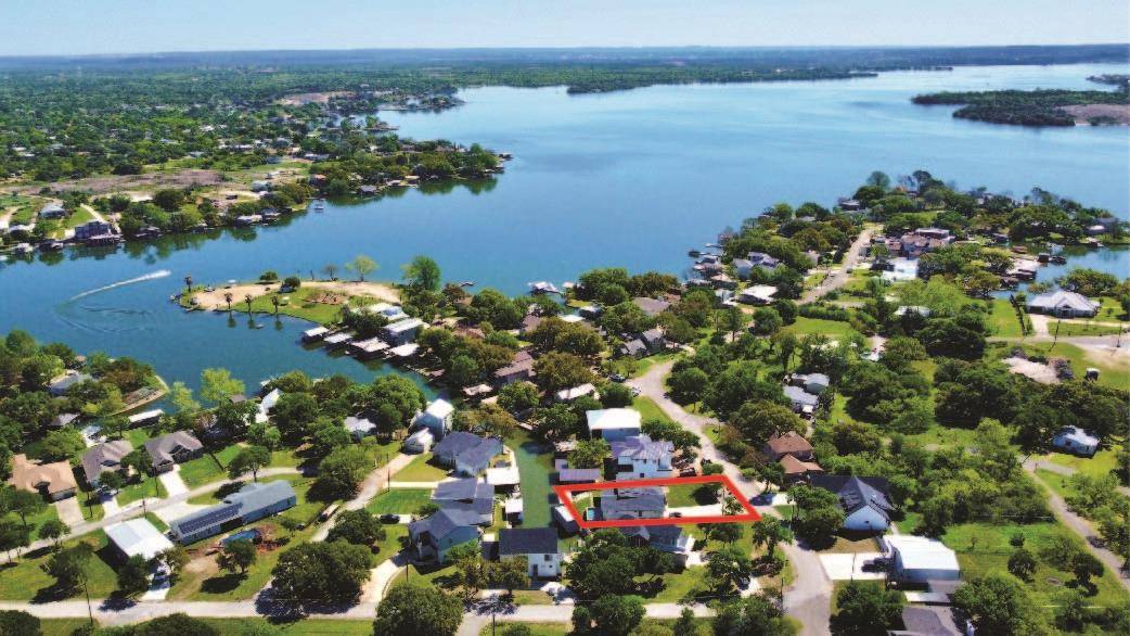 303 Robin Hood LN, Marble Falls, TX 78654