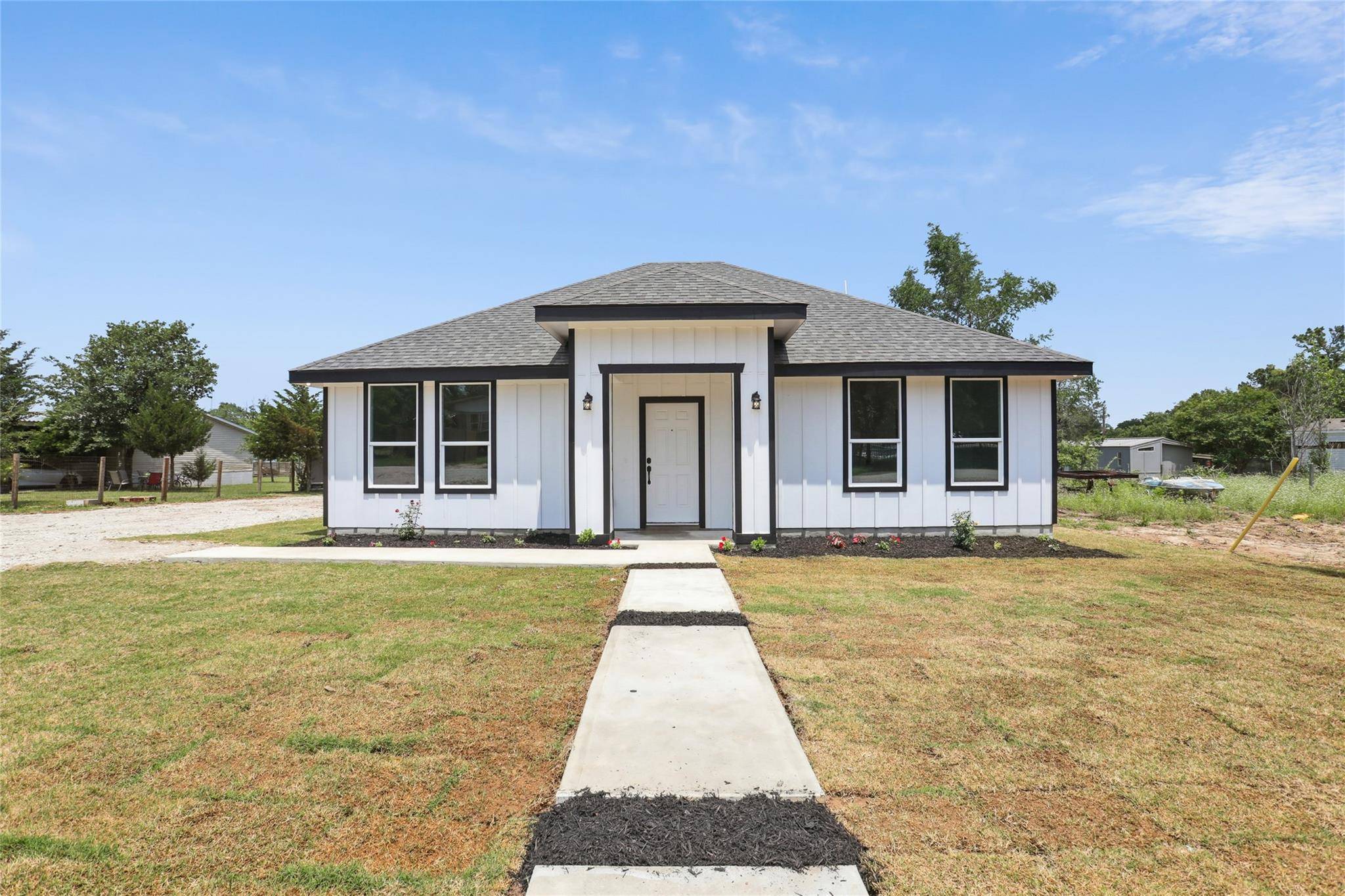 108 W Alamo CIR, Bastrop, TX 78602