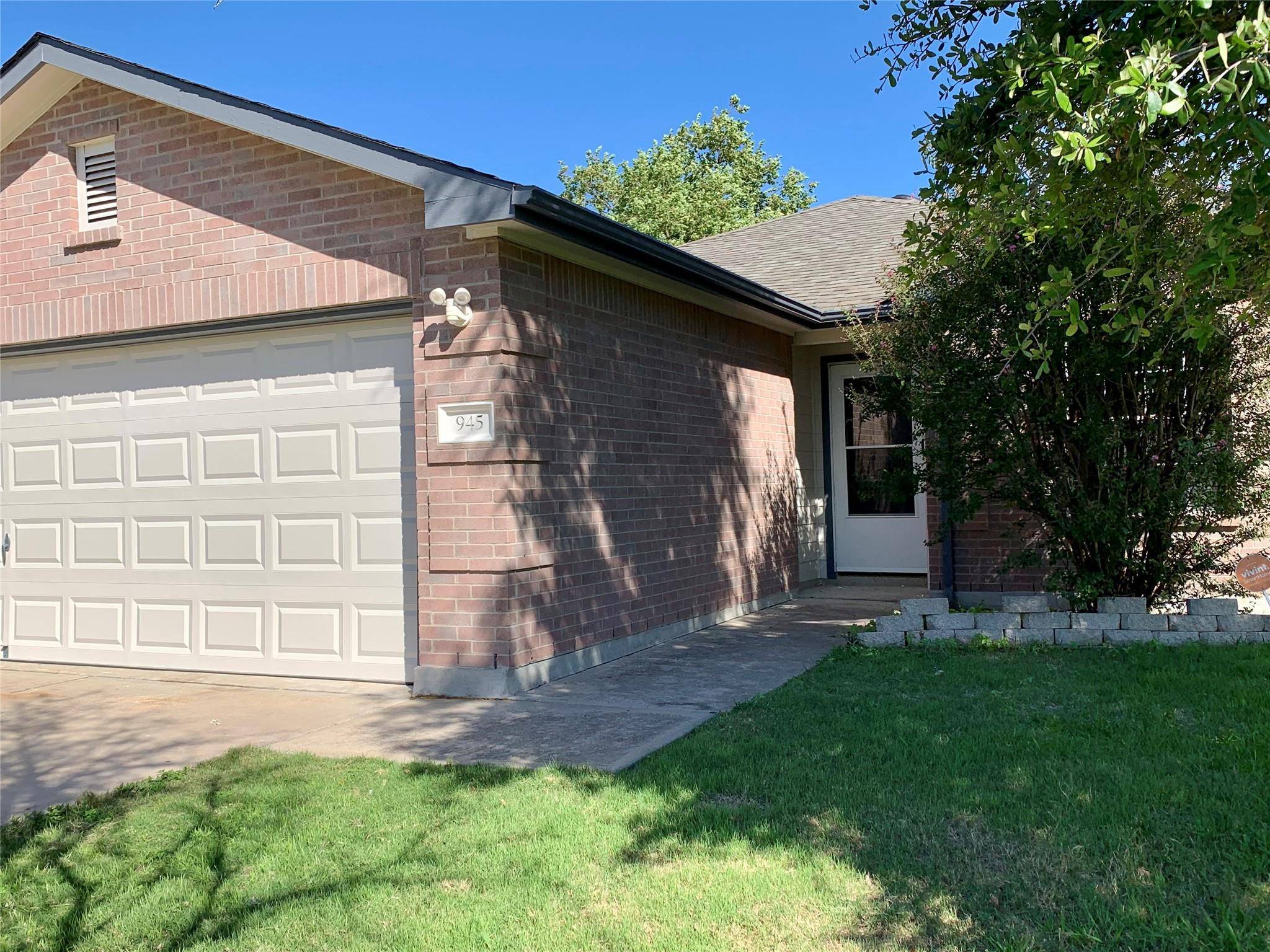 945 Meadow Ridge LOOP, Georgetown, TX 78626