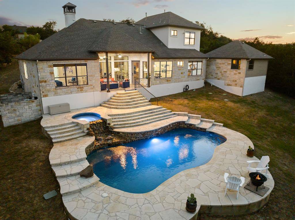 4800 Creek Meadow CV, Spicewood, TX 78669