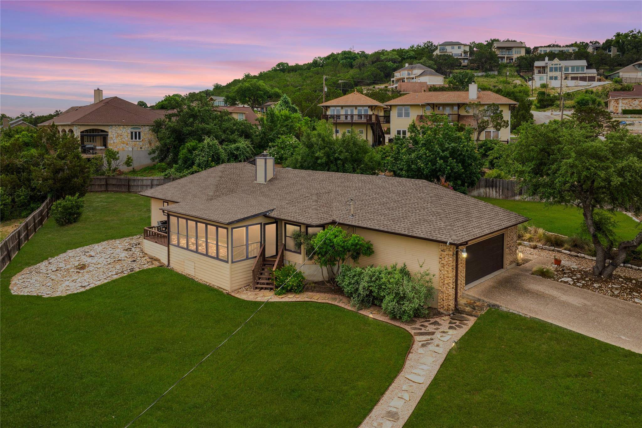 603 Rogart DR, Spicewood, TX 78669