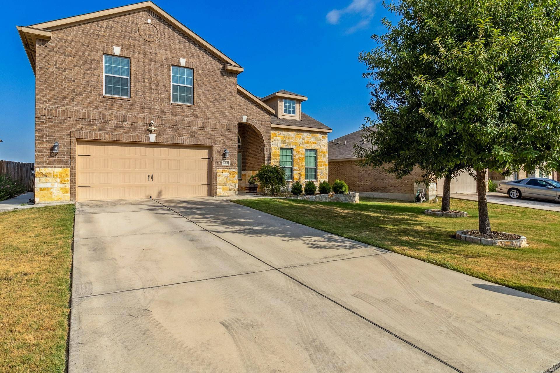 1084 Violet LN, Kyle, TX 78640