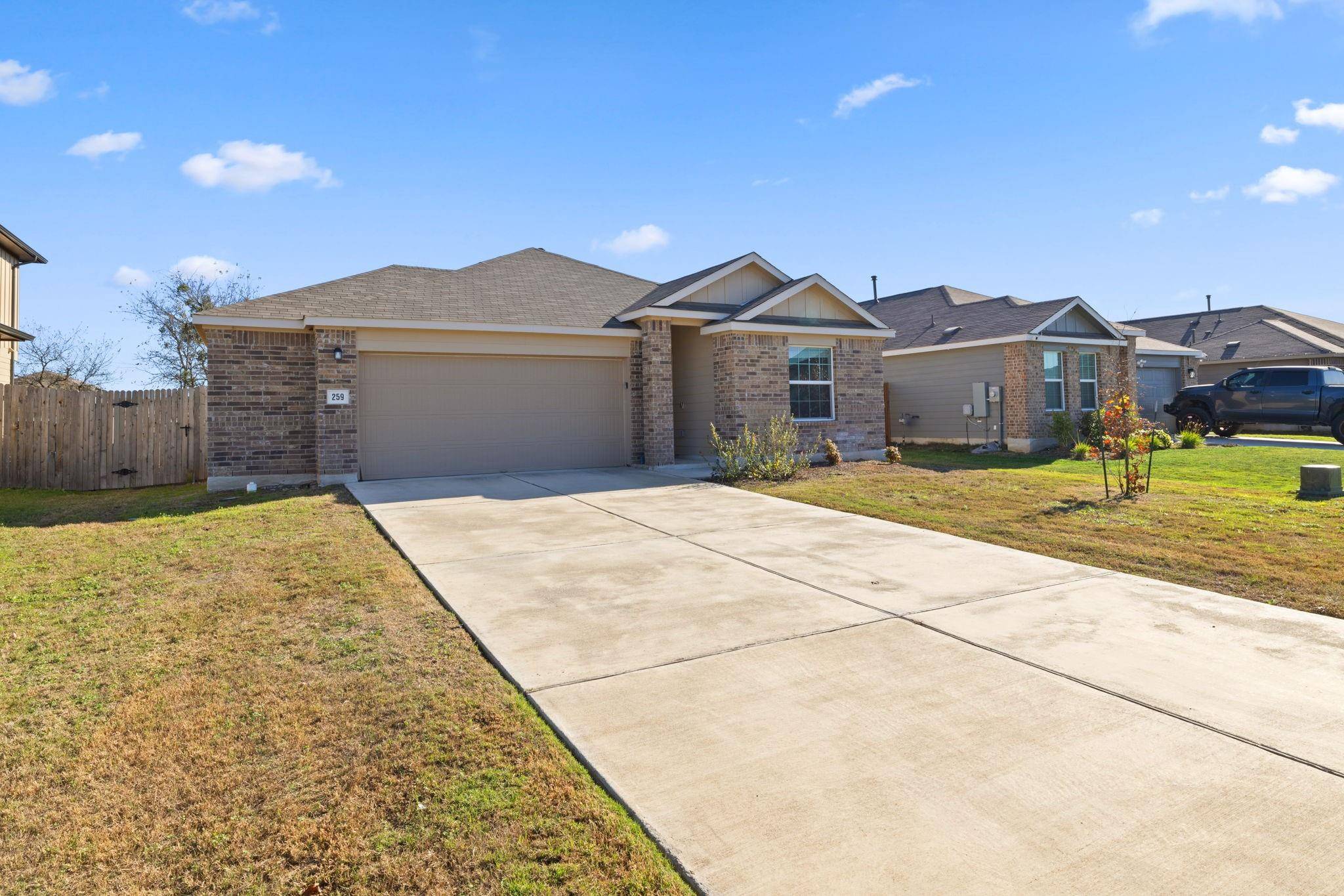 259 Silver Glen DR, Kyle, TX 78640