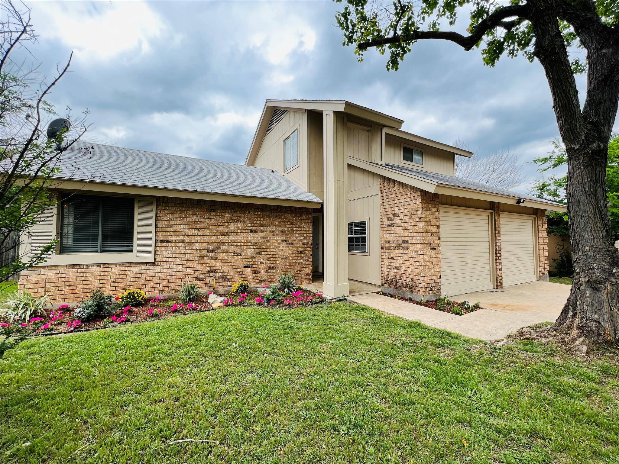 500 Splitrock ST, Round Rock, TX 78681